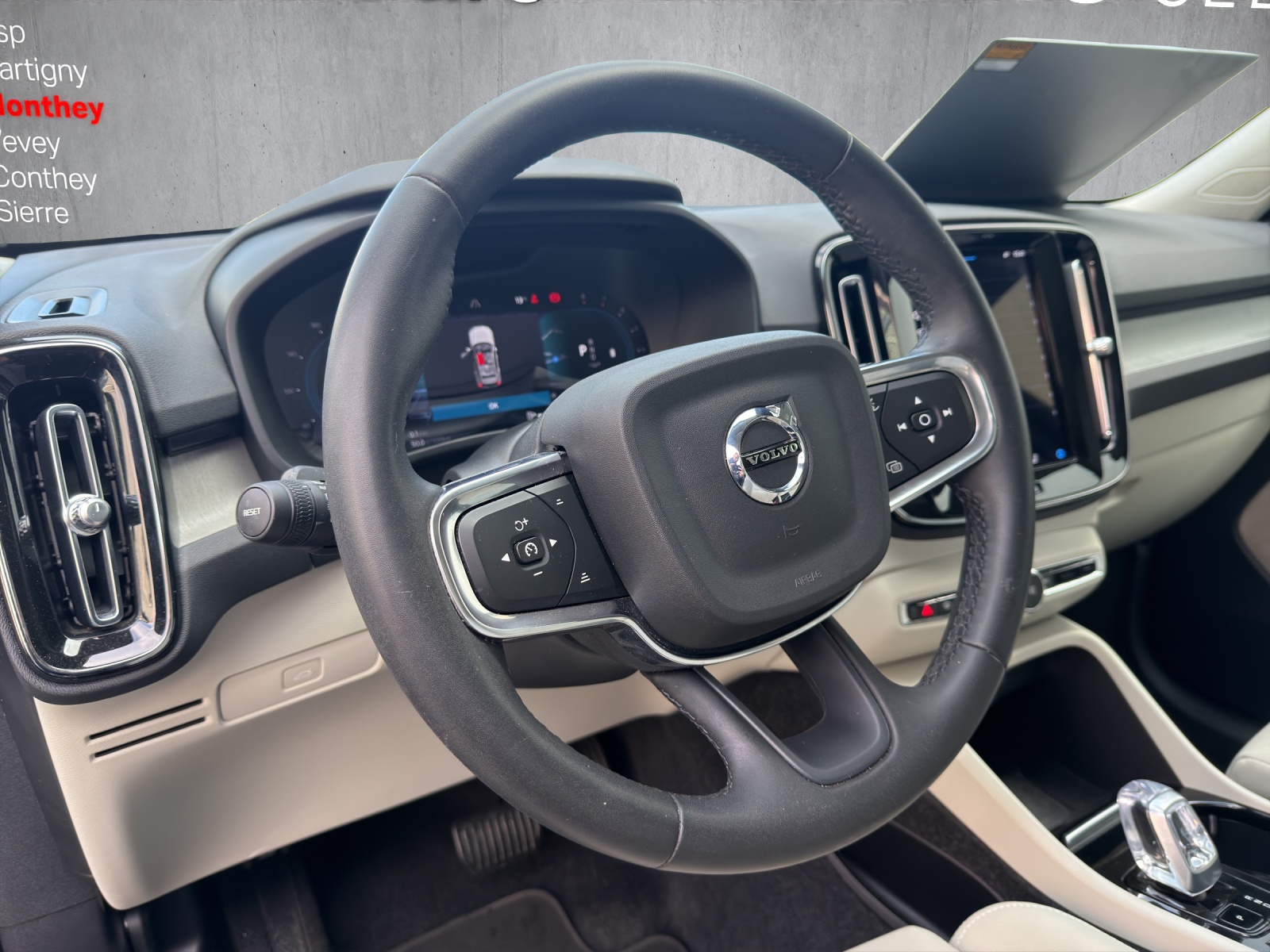 VOLVO XC40 B5 Benzin Mild Hybrid AWD Inscription Geartronic - 12