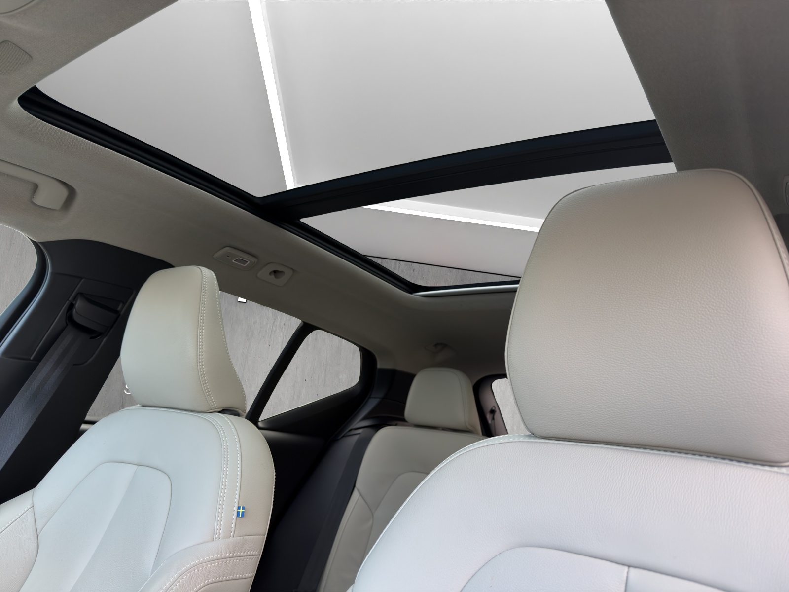 VOLVO XC40 B5 Benzin Mild Hybrid AWD Inscription Geartronic - 17