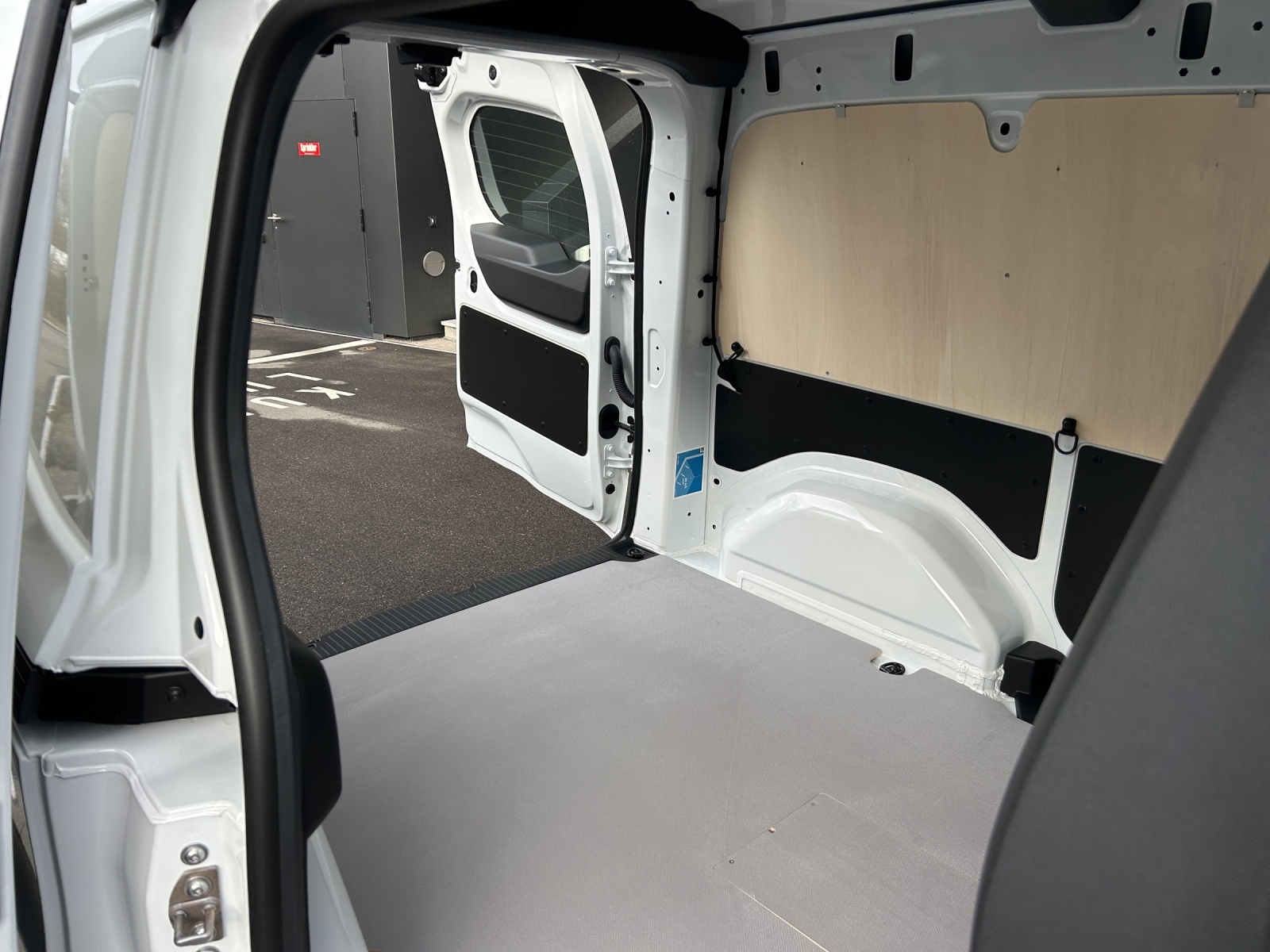 MERCEDES-BENZ eCitan 45kWh Base - 13