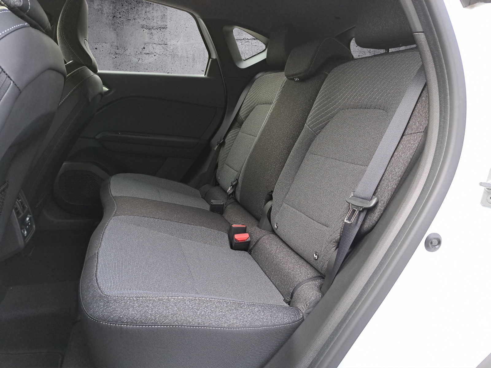 MITSUBISHI ASX 1.8 HEV Intense-15