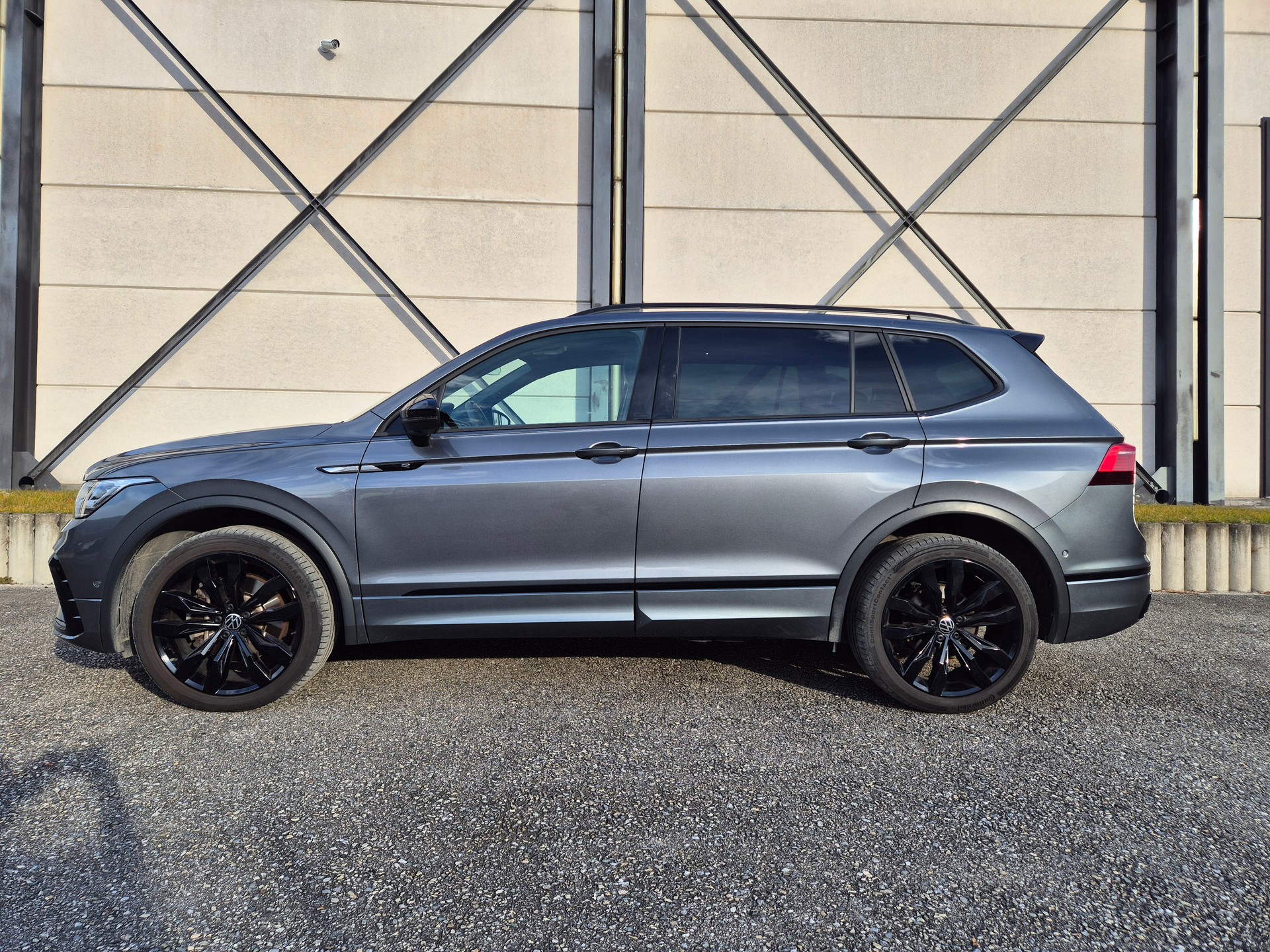 VW Tiguan Allspace 2.0TSI R-Line 4Motion DSG - 3