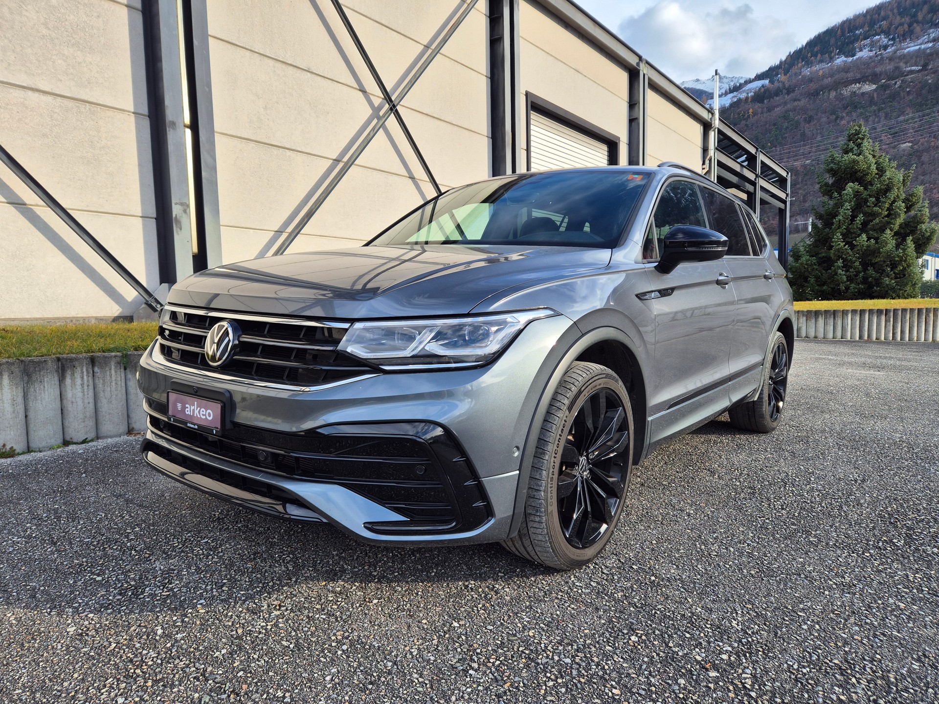 VW Tiguan Allspace 2.0TSI R-Line 4Motion DSG