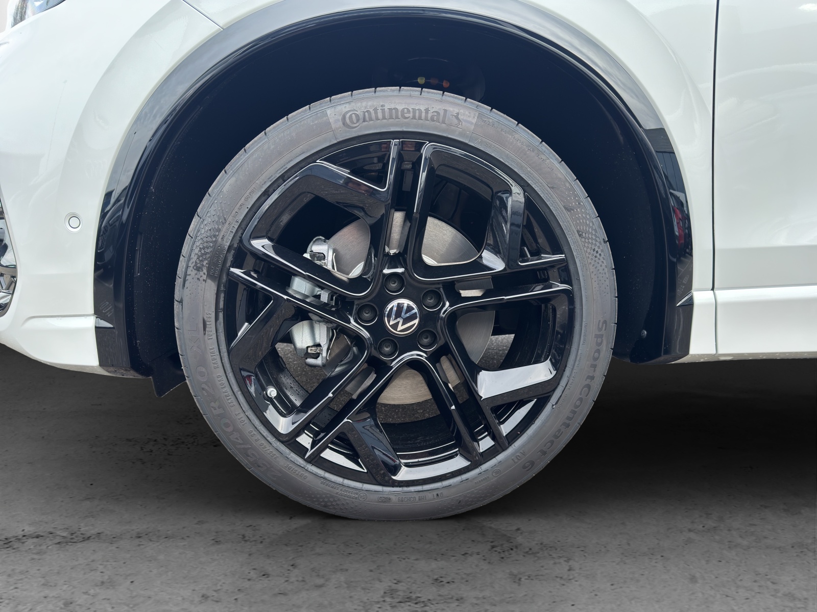 VW Tiguan 2.0 TSI DSG R-Line Plus 4Motion - 13