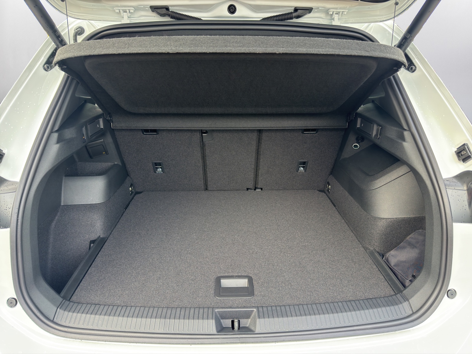 VW Tiguan 2.0 TSI DSG R-Line Plus 4Motion - 12