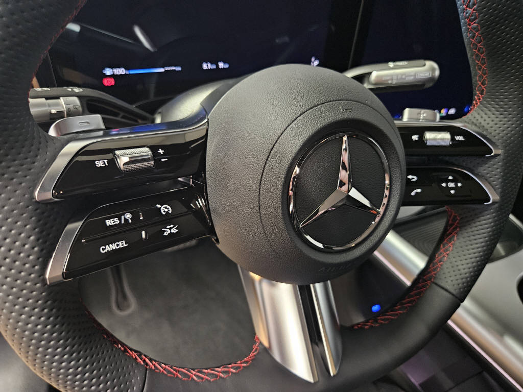 MERCEDES-BENZ GLB 220 4Matic - 9