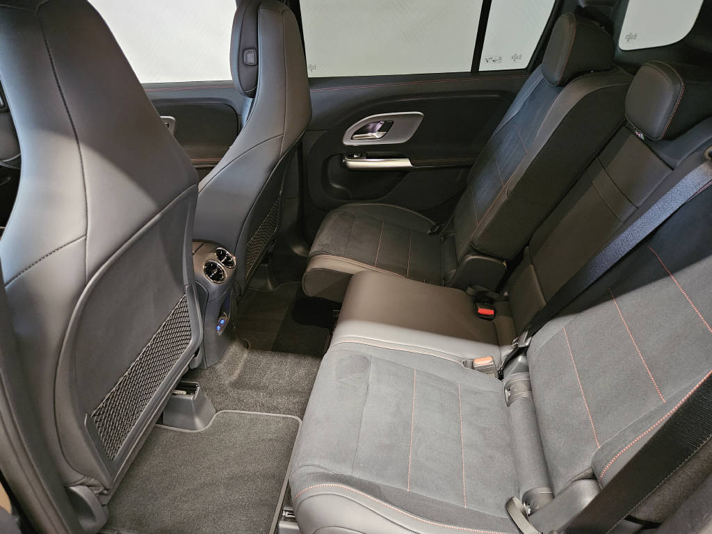 MERCEDES-BENZ GLB 220 4Matic - 14