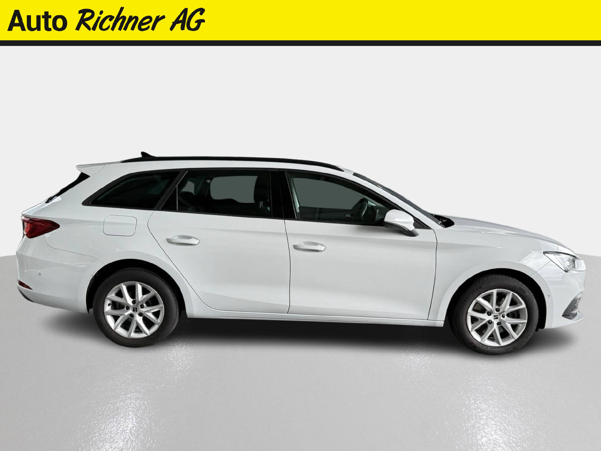 SEAT Leon ST 2.0 TDI Style DSG-2