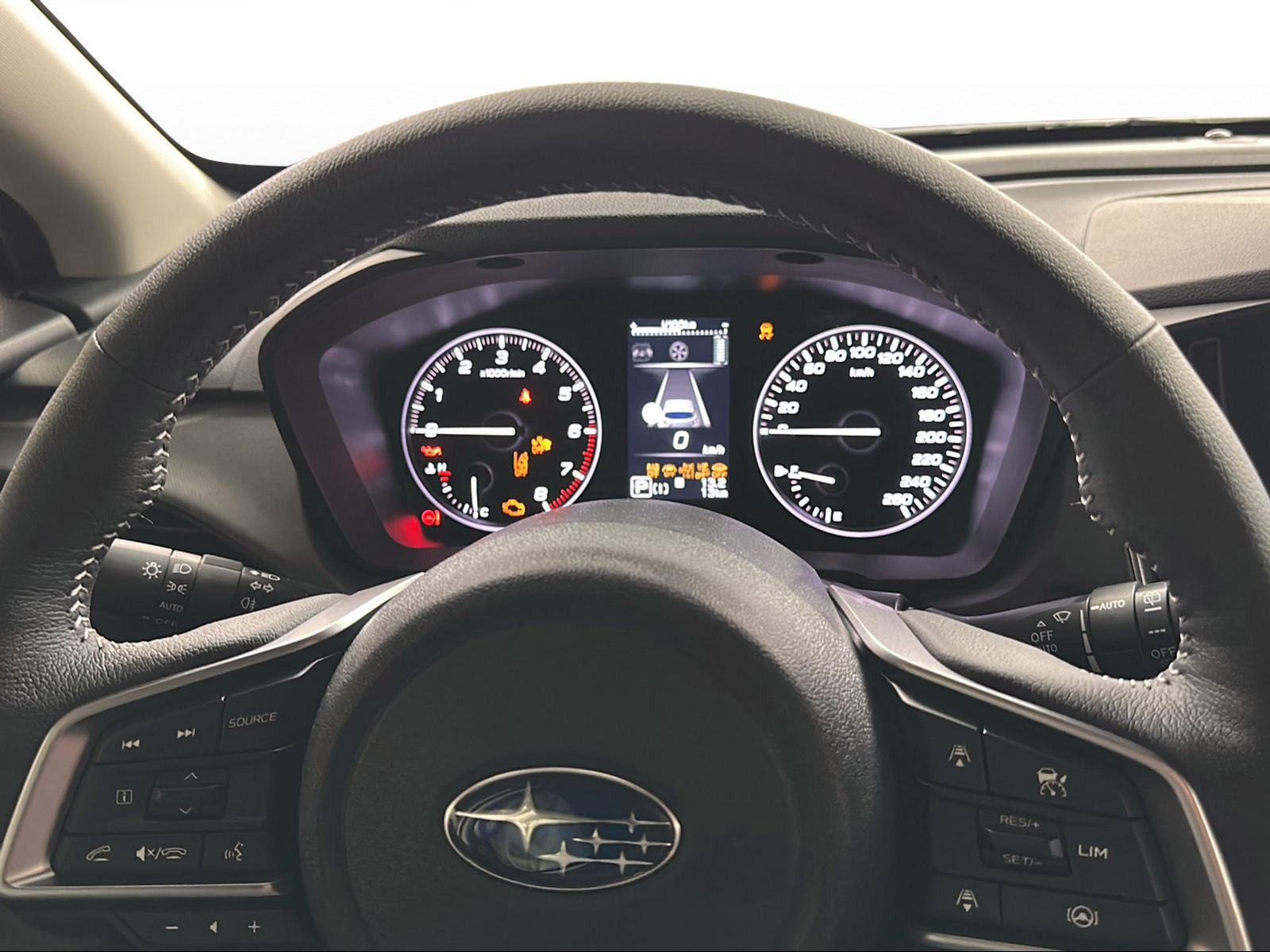 SUBARU Crosstrek 2.0i e-Boxer Passion - 11