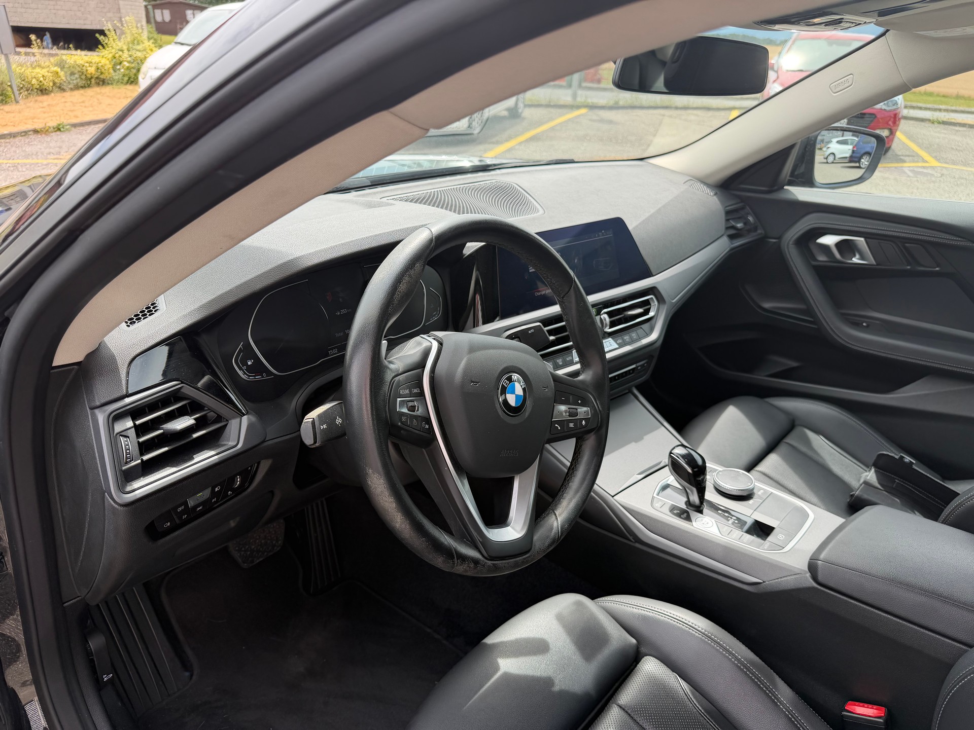 BMW 220i - 6