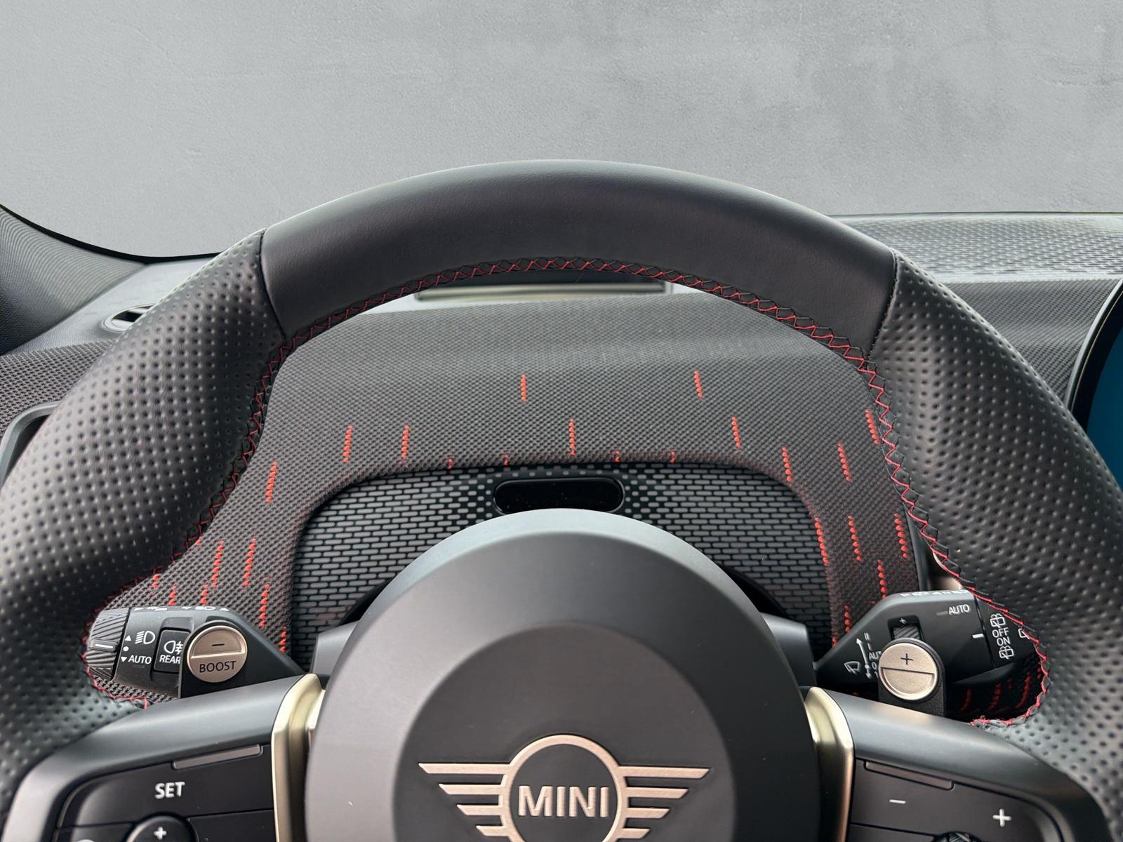 MINI Countryman John Cooper Works ALL4 U25 2.0i (CH) AHK - 23