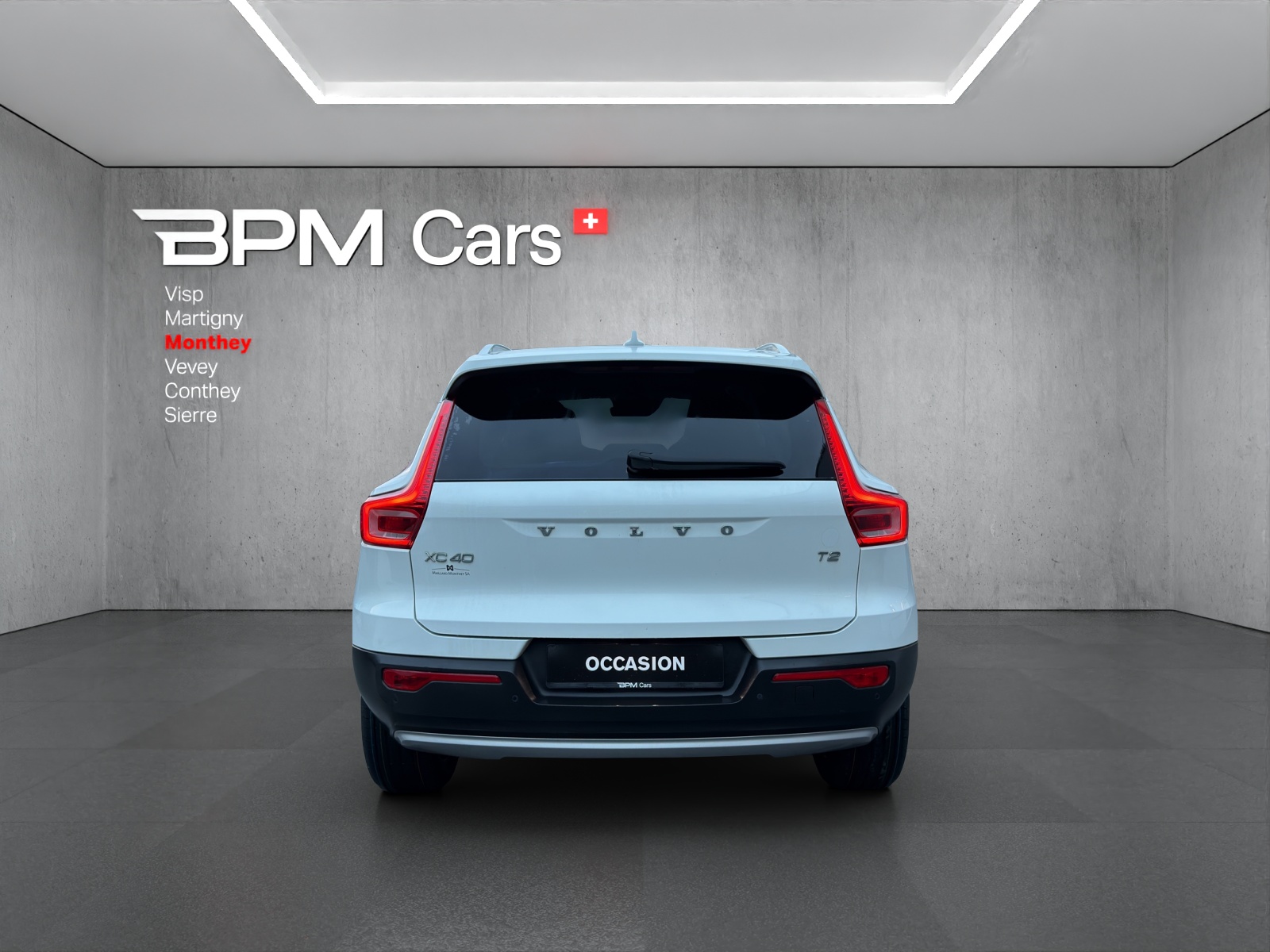 VOLVO XC40 T2 Momentum Geartronic - 5