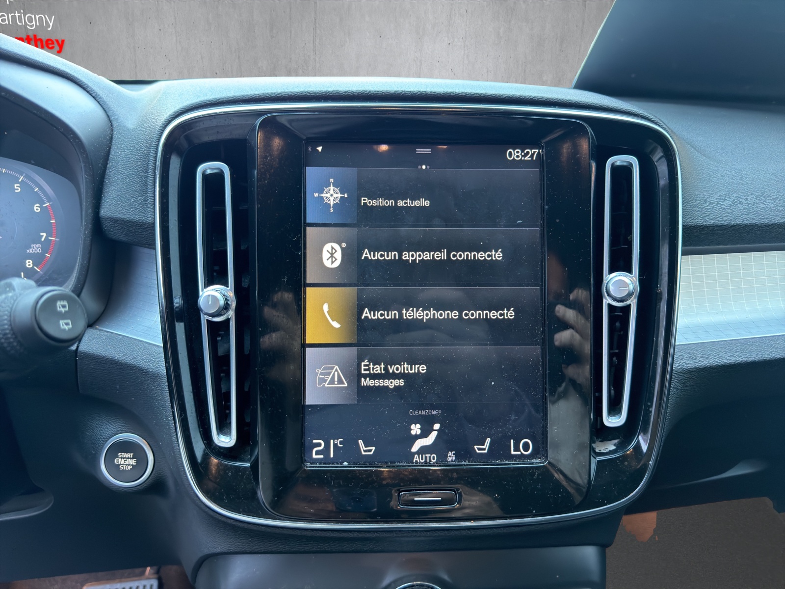 VOLVO XC40 T2 Momentum Geartronic - 13