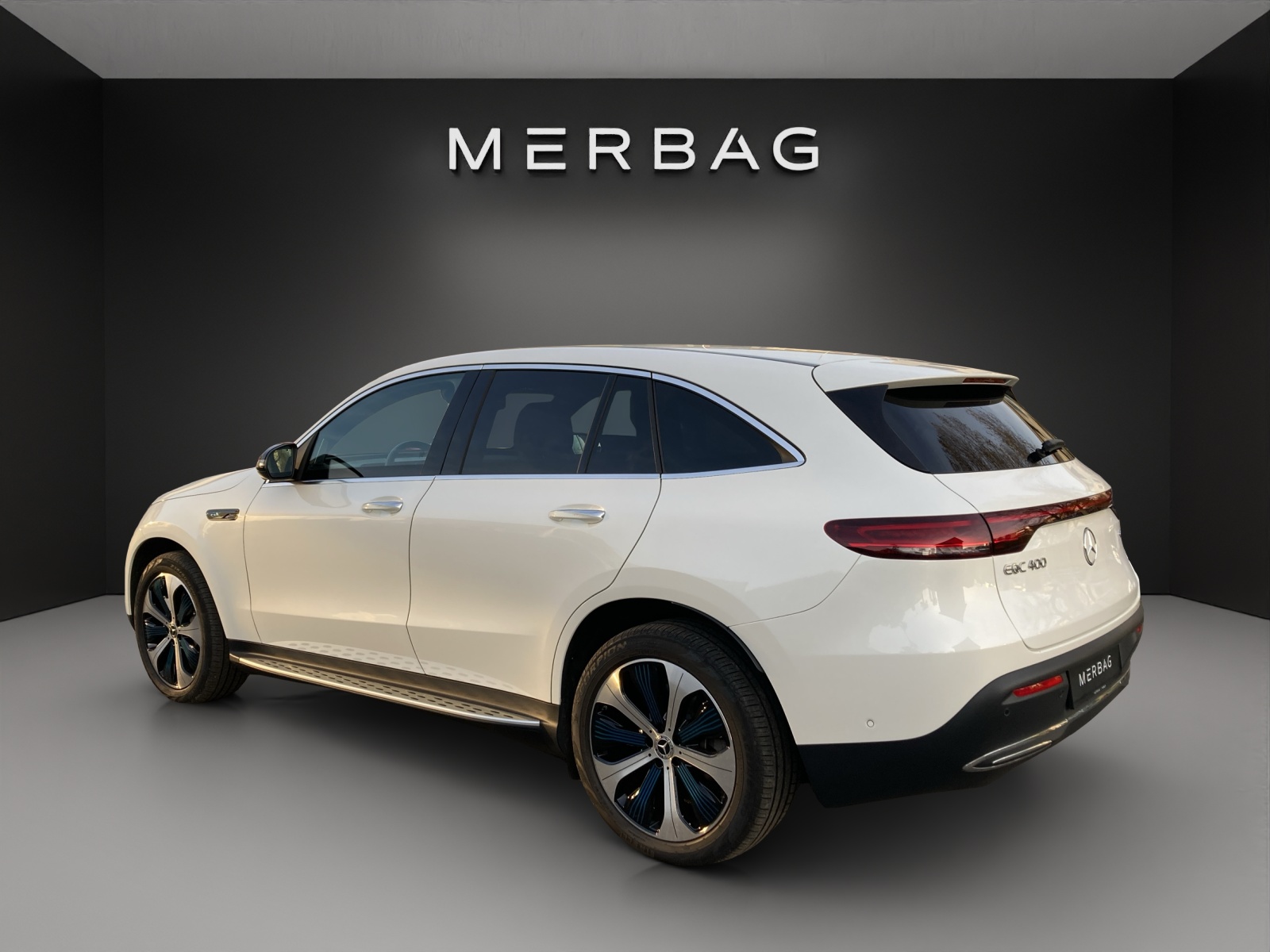 MERCEDES-BENZ EQC 400 4Matic - 12