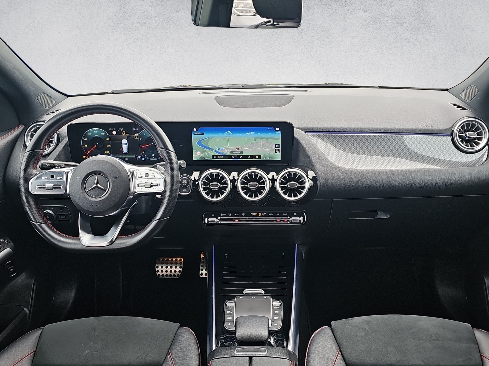 MERCEDES-BENZ GLA 200 4Matic AMG Line 8G-DCT - 9