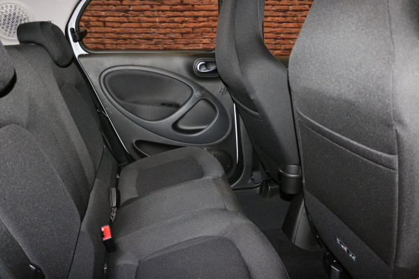 SMART forfour EQ passion - 13