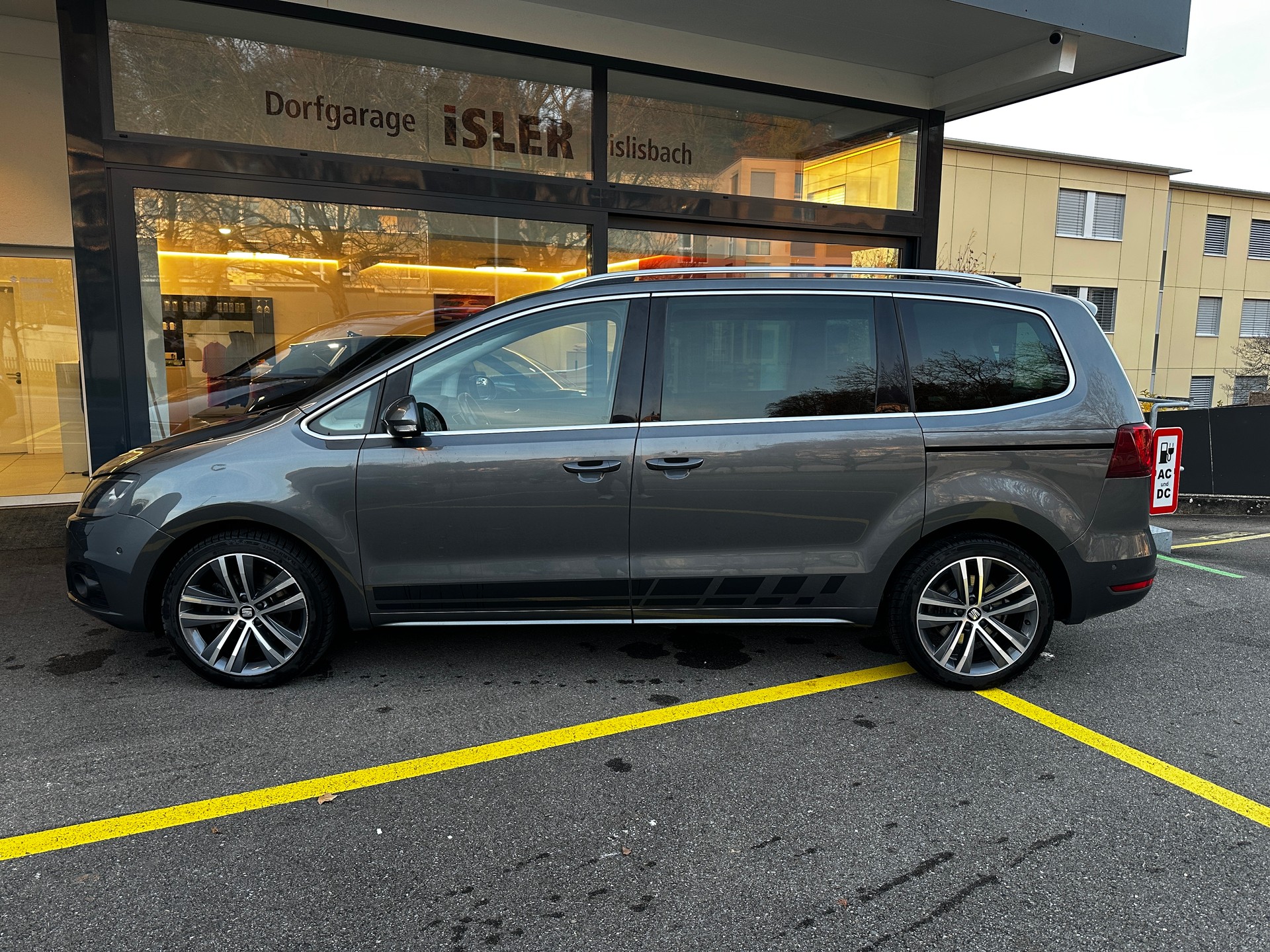 SEAT Alhambra 2.0 TDI FR Line DSG - 5