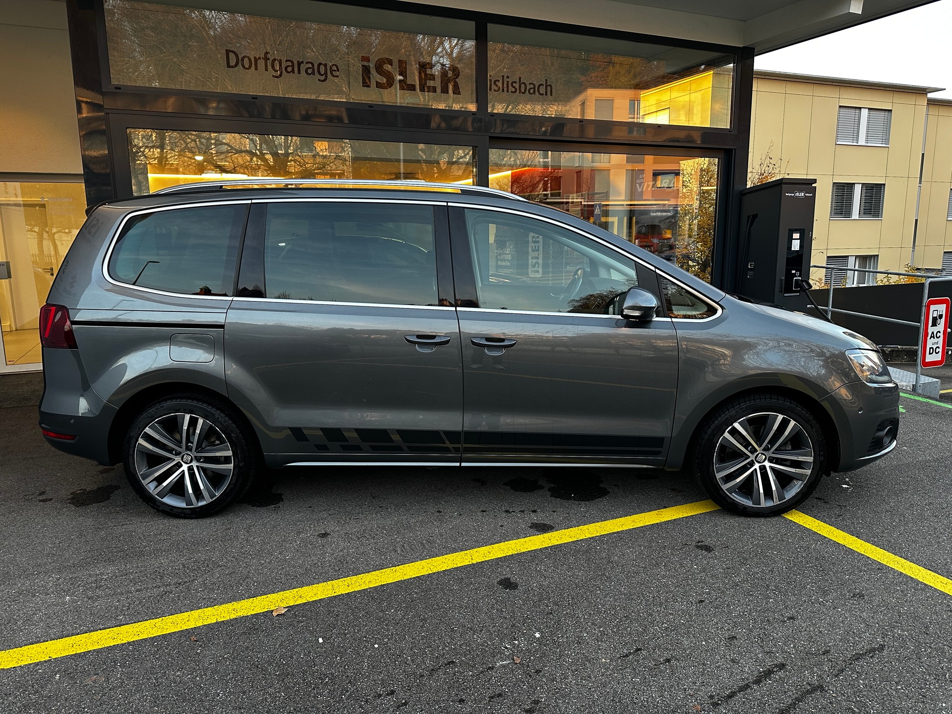 SEAT Alhambra 2.0 TDI FR Line DSG - 2
