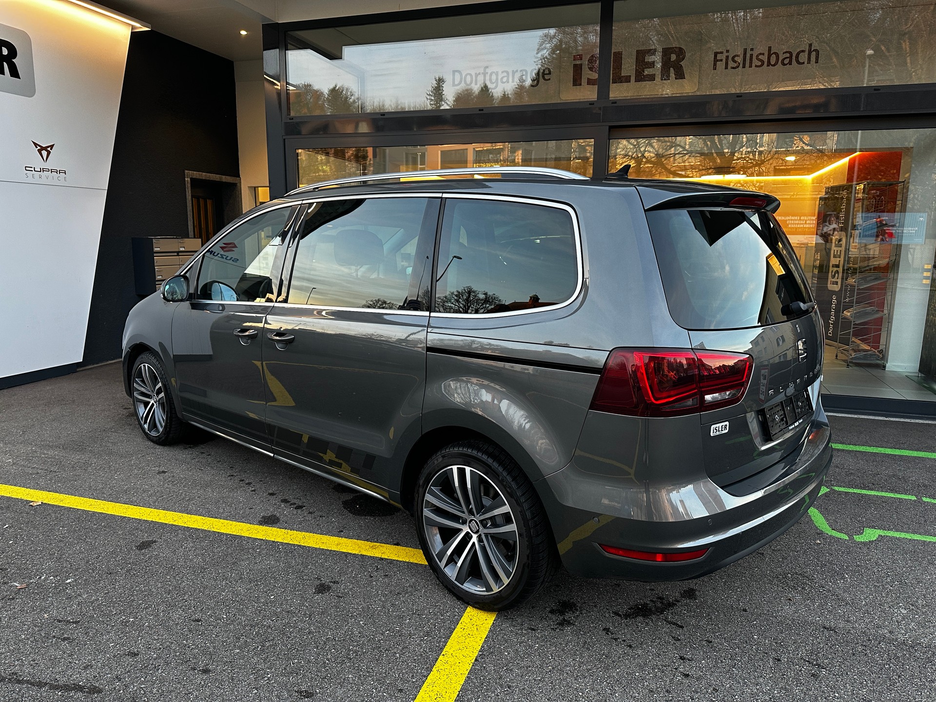 SEAT Alhambra 2.0 TDI FR Line DSG - 4