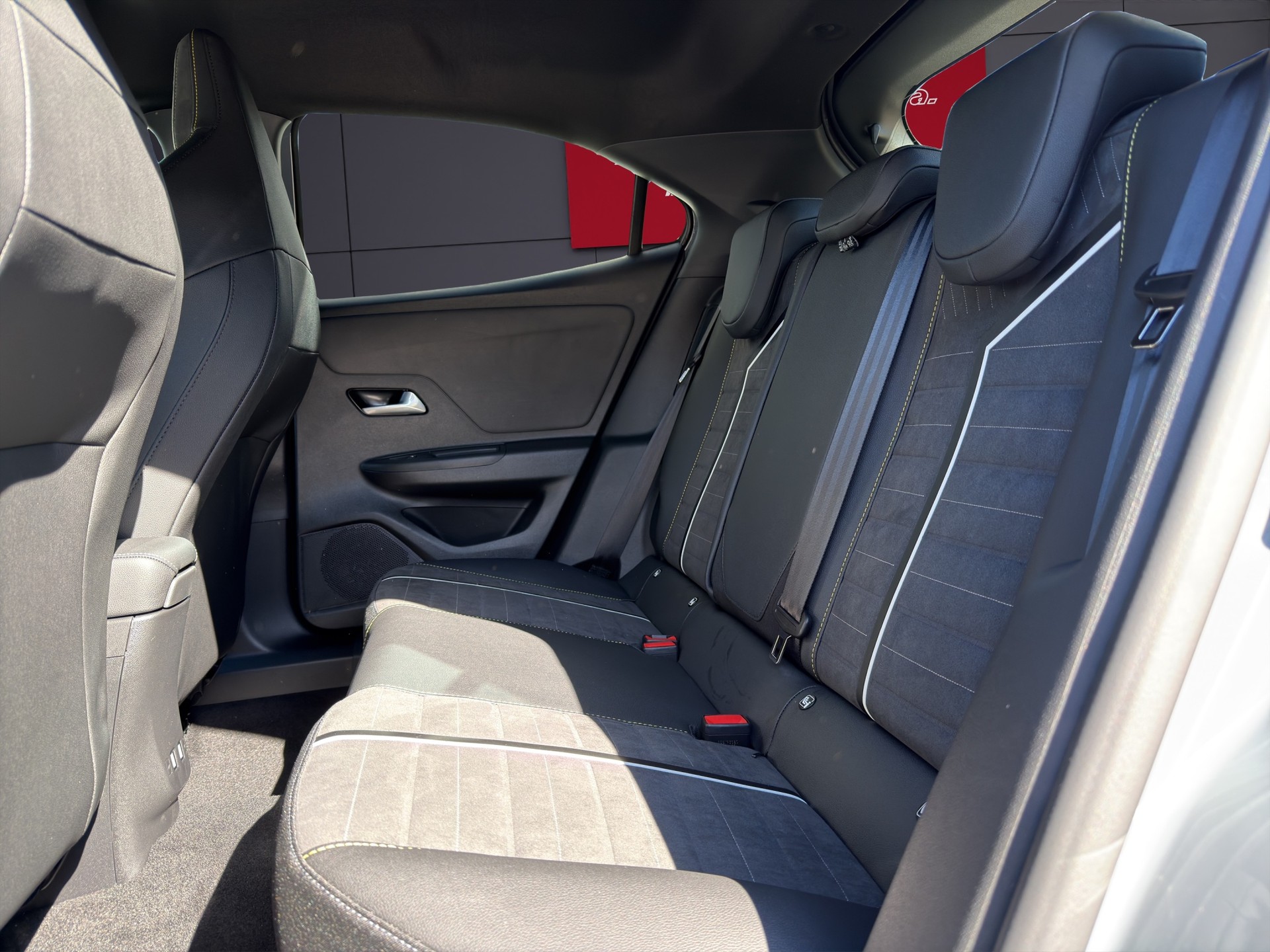 OPEL Mokka 54 kWh GSE - 7