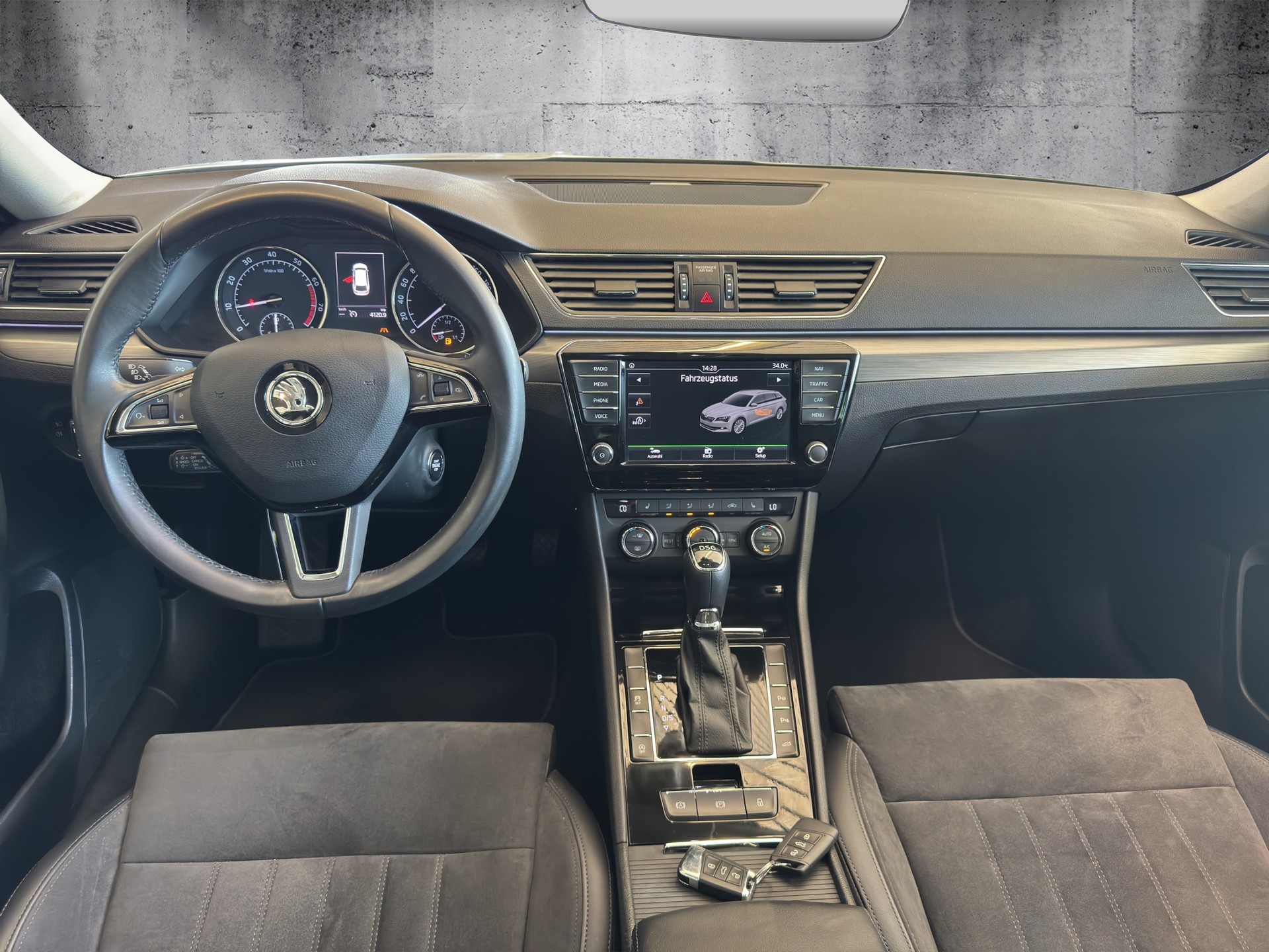 SKODA Superb Combi 2.0 TSI Style DSG - 5