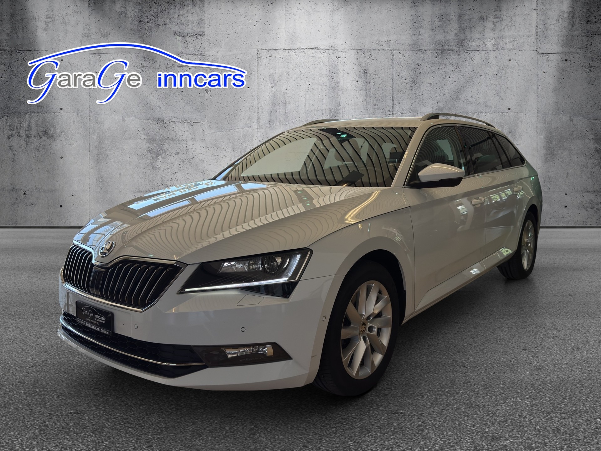 SKODA Superb Combi 2.0 TSI Style DSG - 3