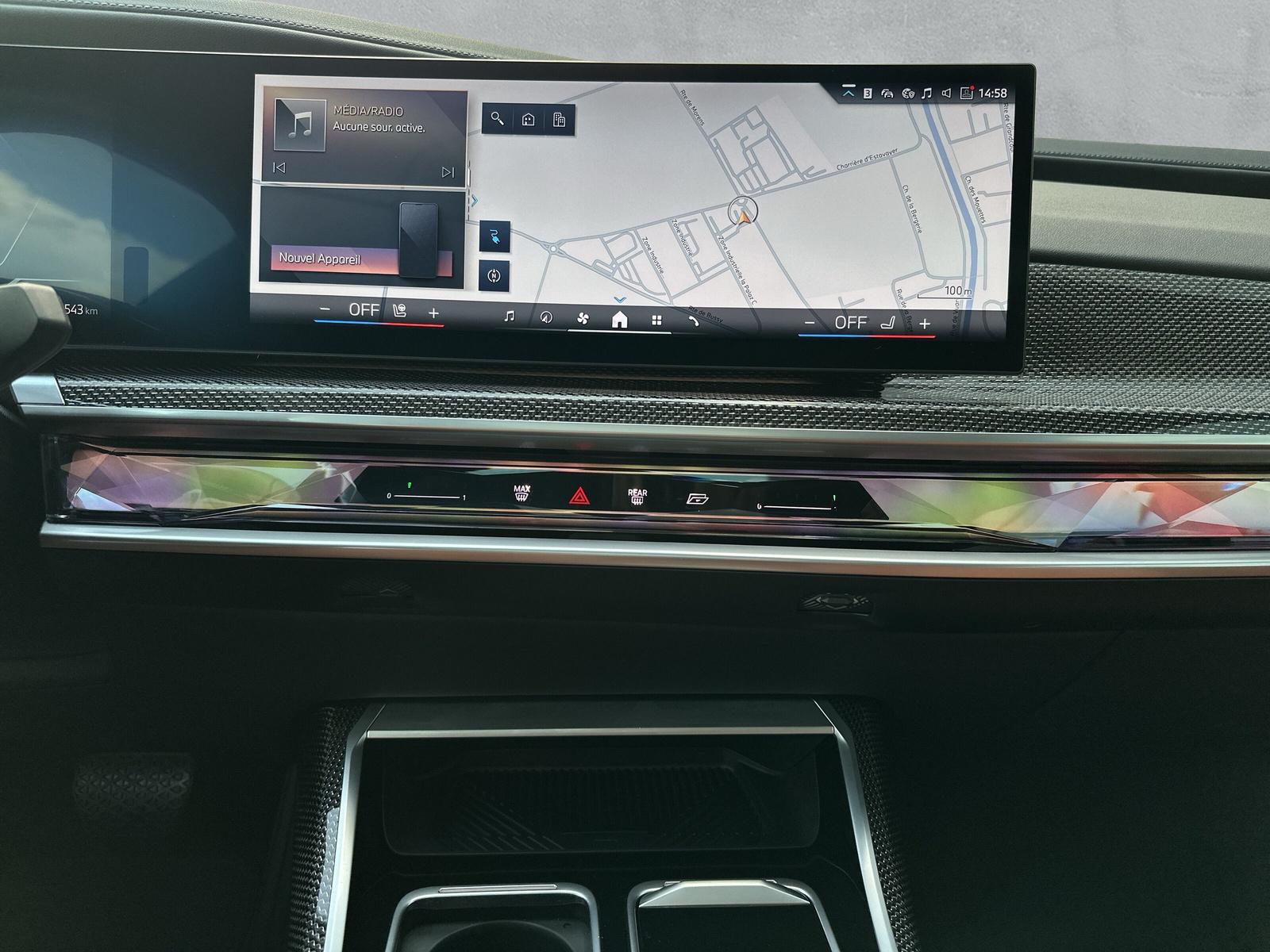 BMW i7 xDrive60 (CH) AHK * TansanitBlau Mét * SOH TEST 96% - 20
