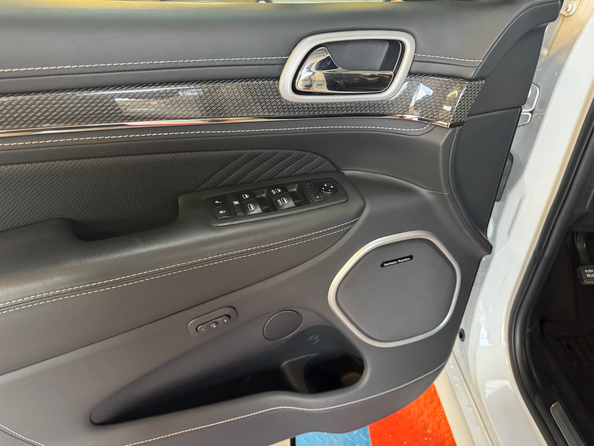 JEEP Grand Cherokee 6.2 V8 HEMI Trackhawk Automatic - 7