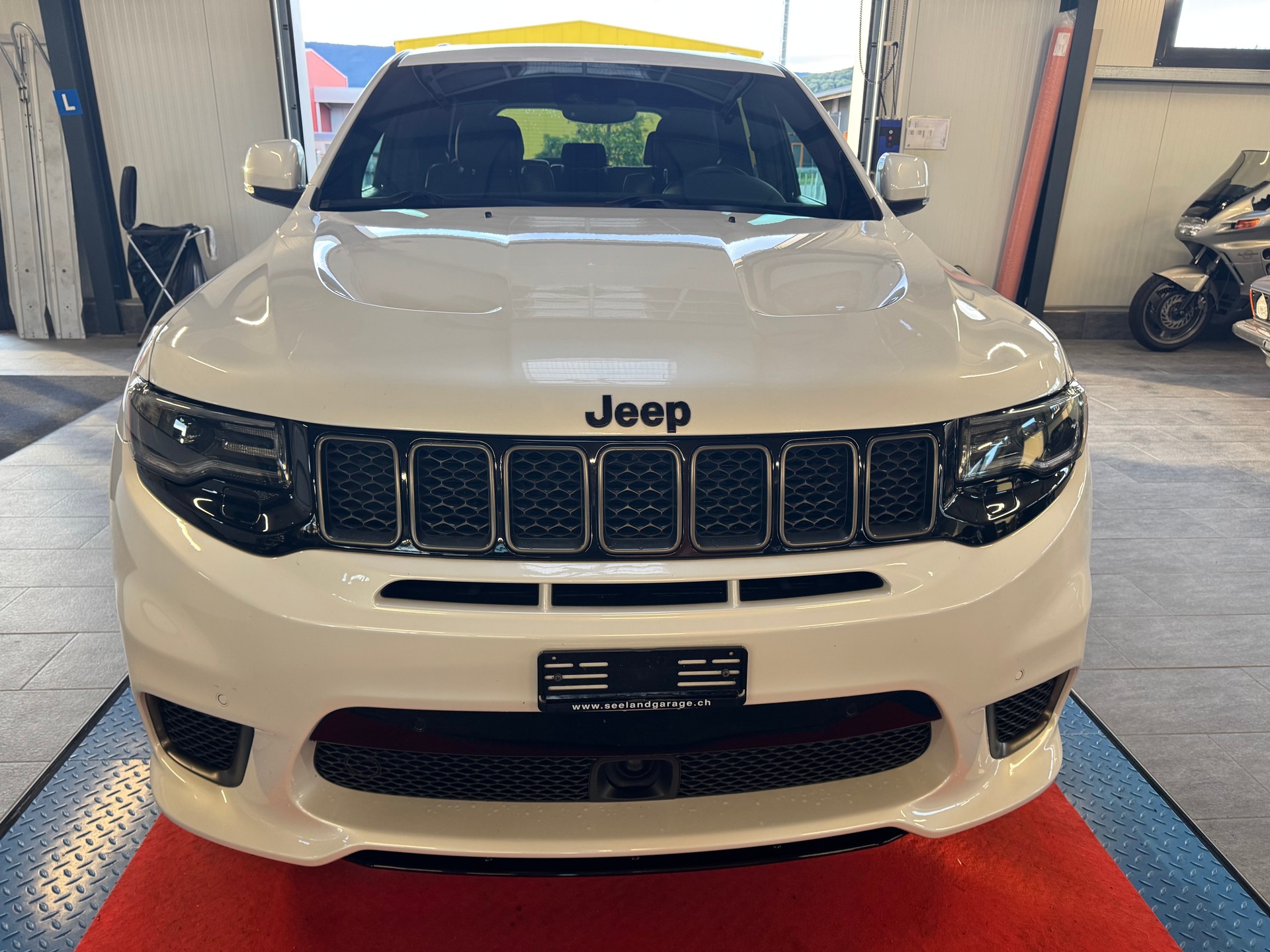 JEEP Grand Cherokee 6.2 V8 HEMI Trackhawk Automatic - 2