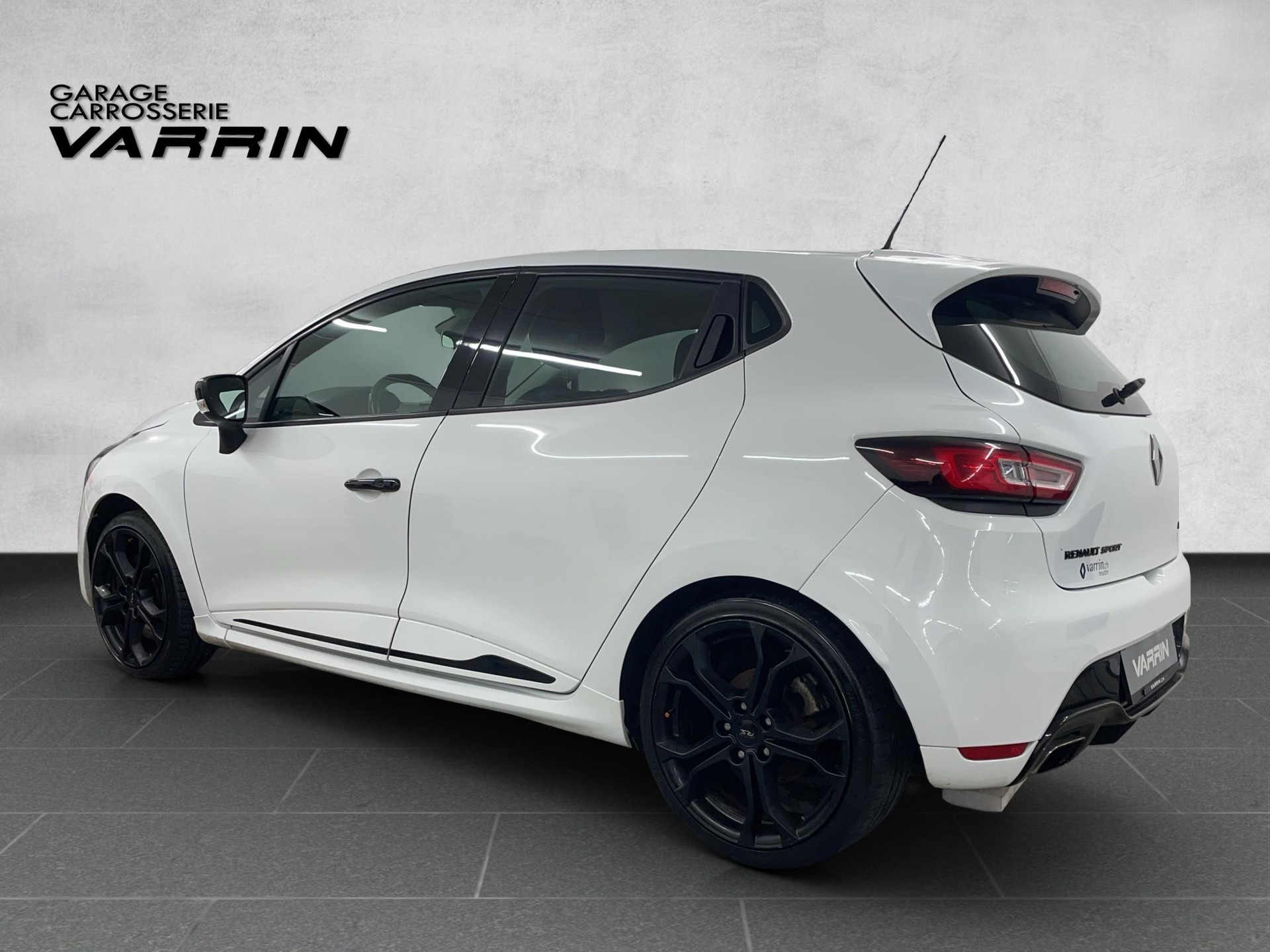 RENAULT Clio 1.6 T RS 200 EDC - 4