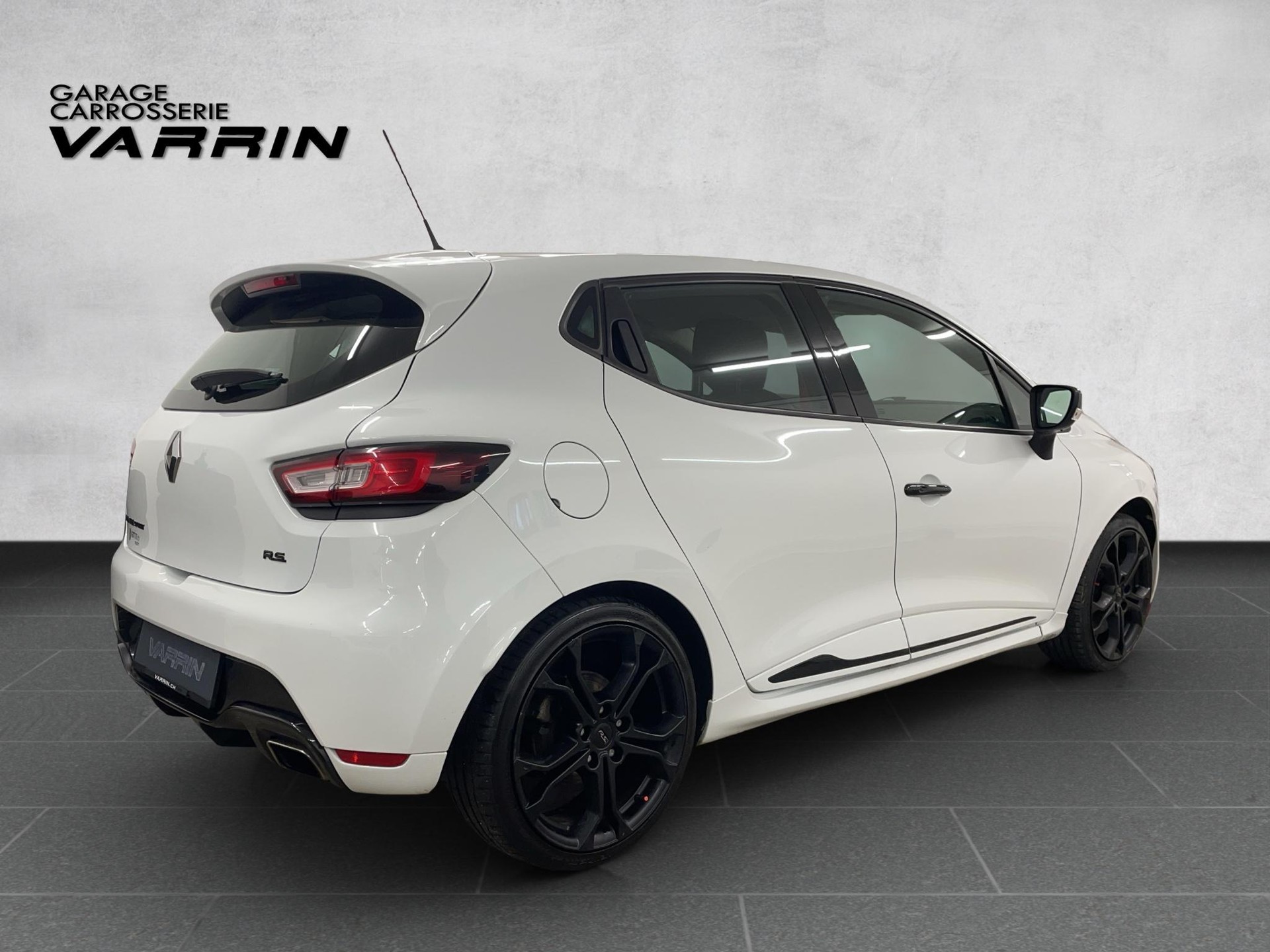 RENAULT Clio 1.6 T RS 200 EDC - 6