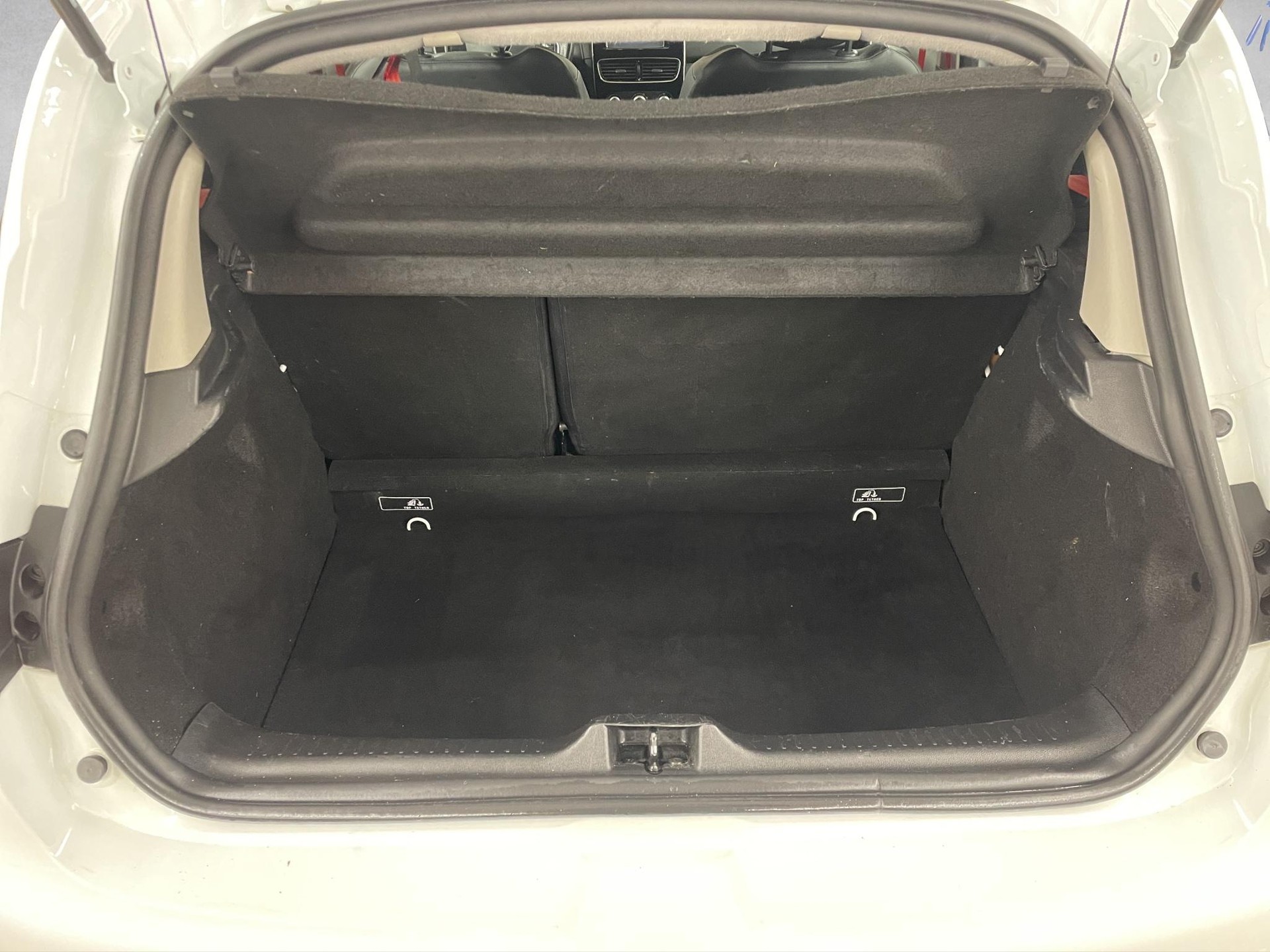 RENAULT Clio 1.6 T RS 200 EDC - 16