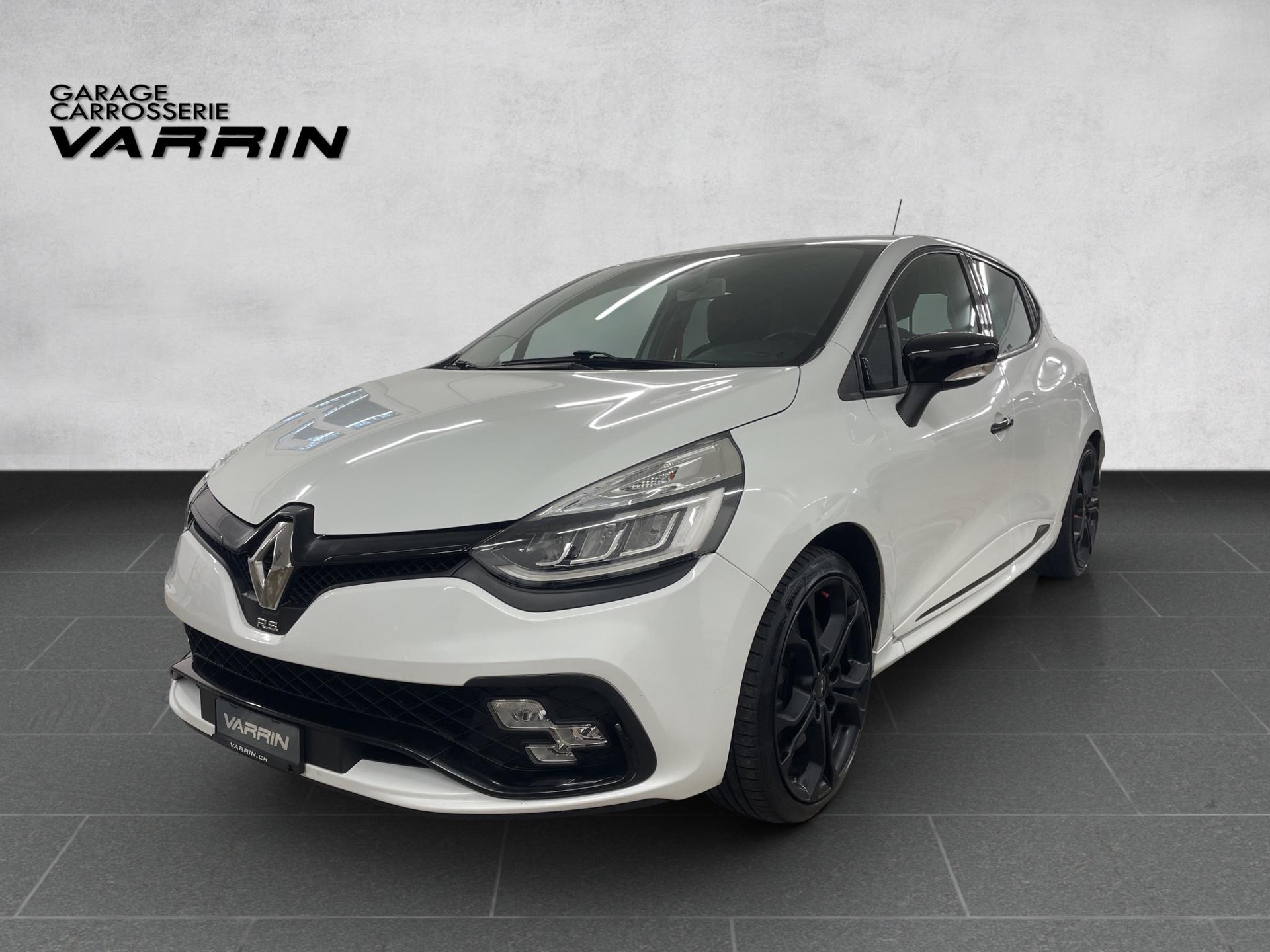 RENAULT Clio 1.6 T RS 200 EDC
