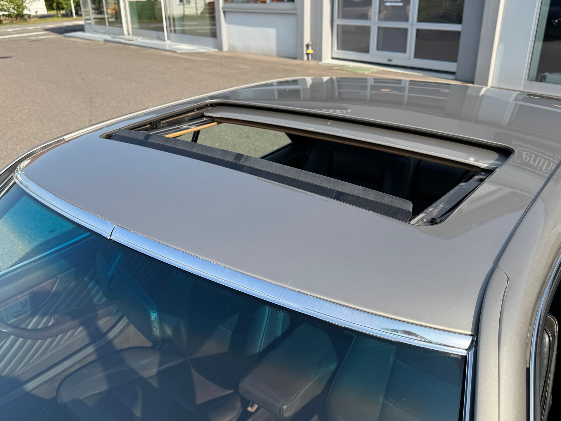 MERCEDES-BENZ 500 SEC Automatic - 11