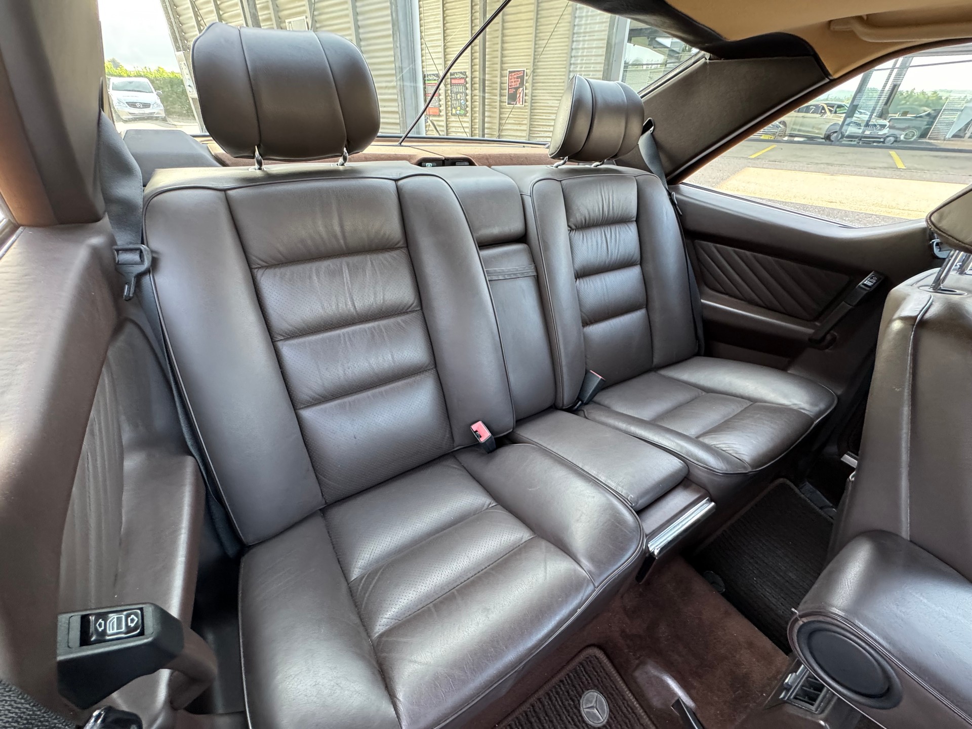 MERCEDES-BENZ 500 SEC Automatic - 9