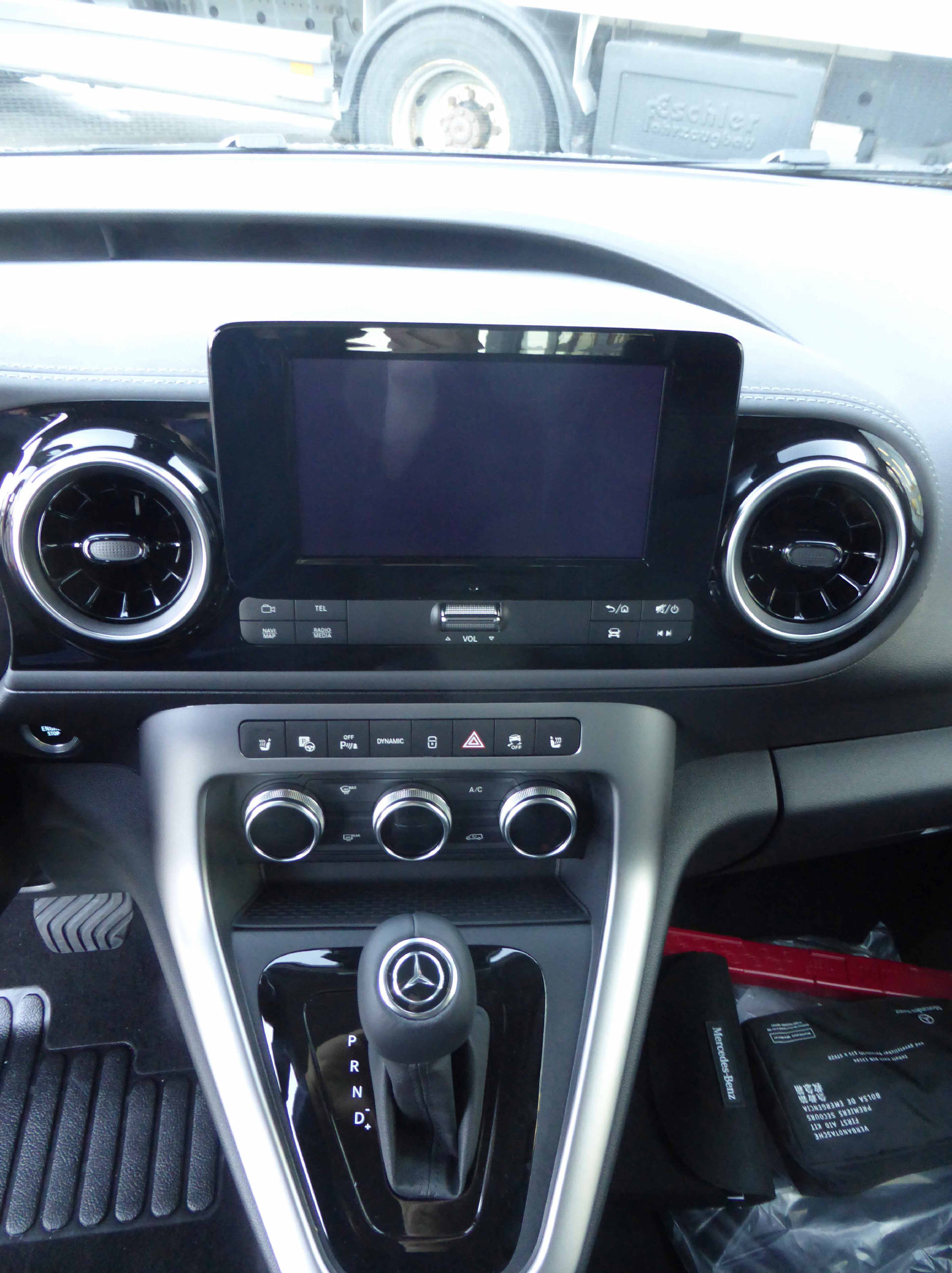 MERCEDES-BENZ EQT Standard S FWD - 11