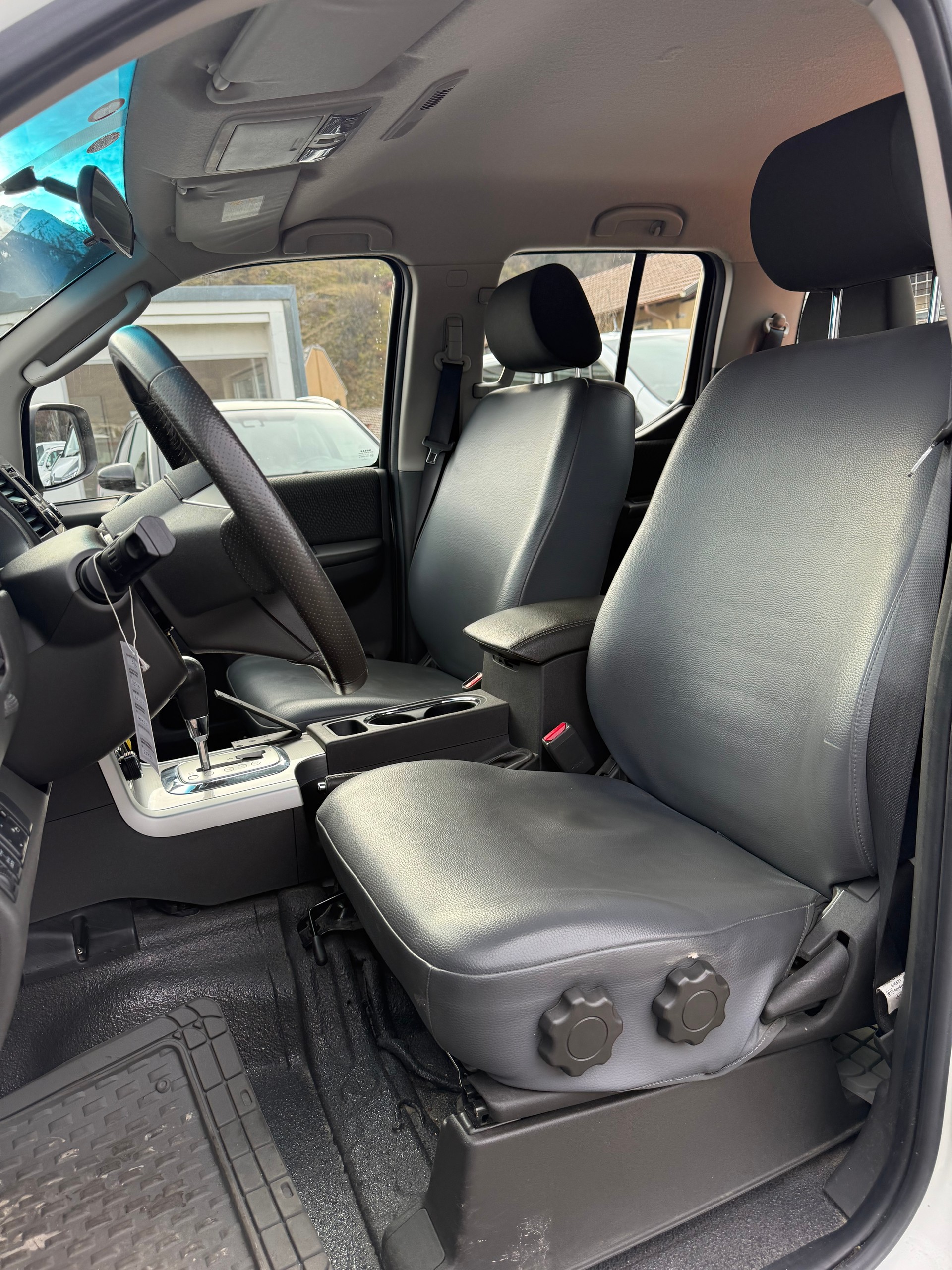 NISSAN Navara Double Cab LE 2.5 dCi 4WD Automat - 10