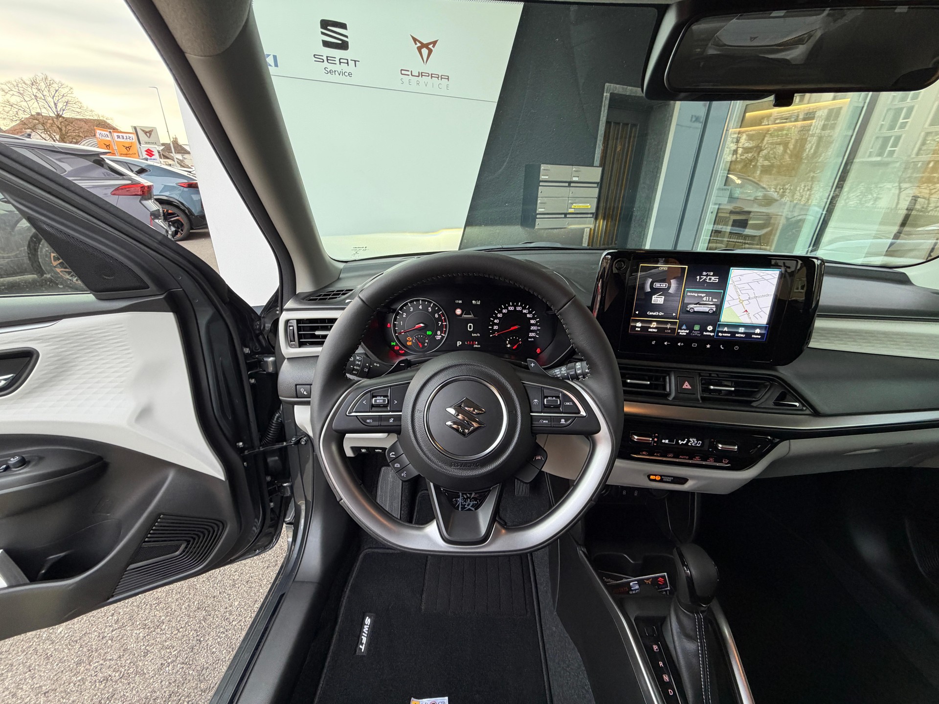 SUZUKI Swift 1.2 Sakura Top Hybrid - 10