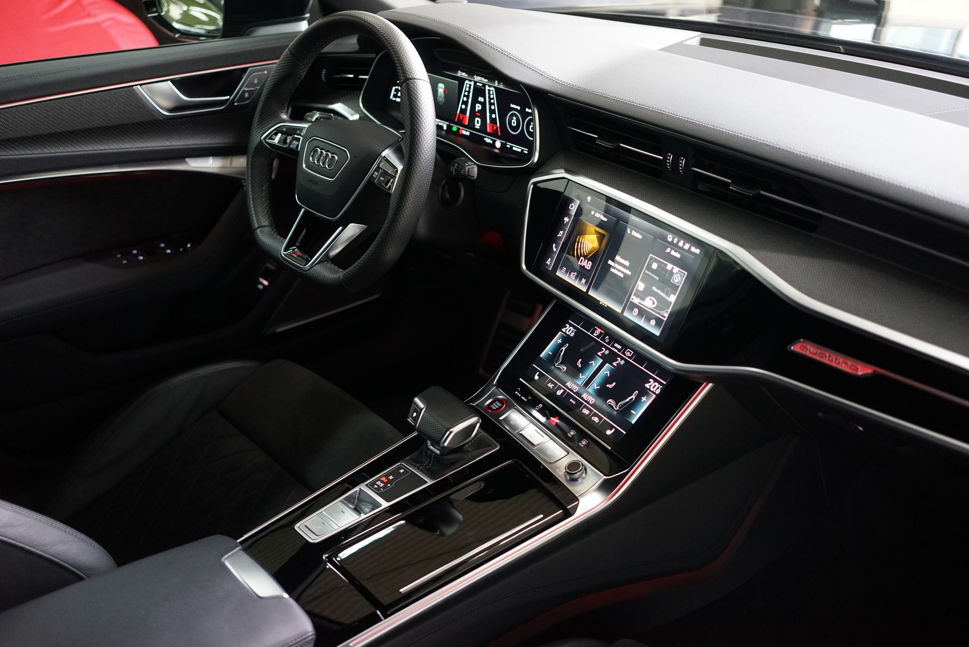AUDI RS6 Avant 4.0 TFSI V8 quattro - 28