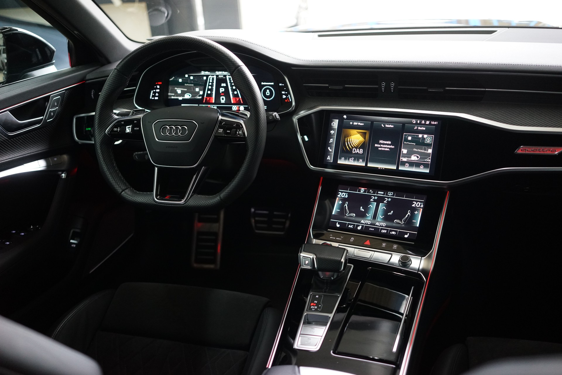 AUDI RS6 Avant 4.0 TFSI V8 quattro - 29