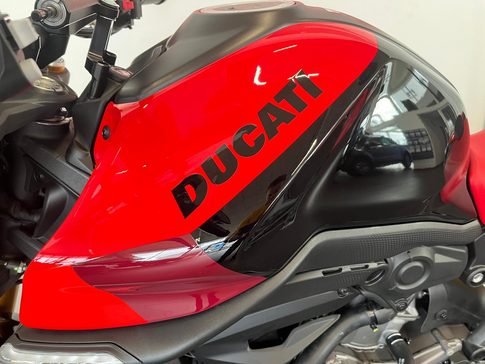 DUCATI Monster 937 SP ABS - 6