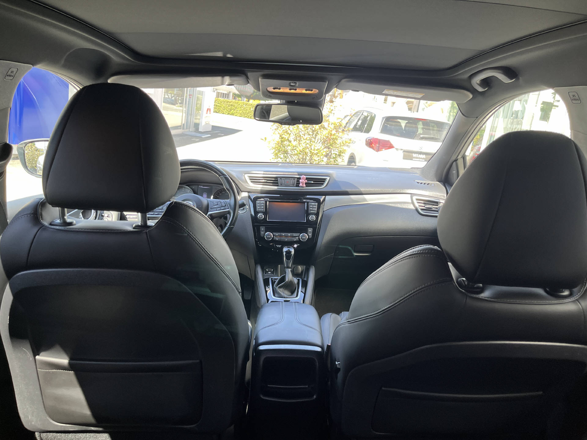 NISSAN Qashqai 1.2 DIG-T Tekna+ - 6