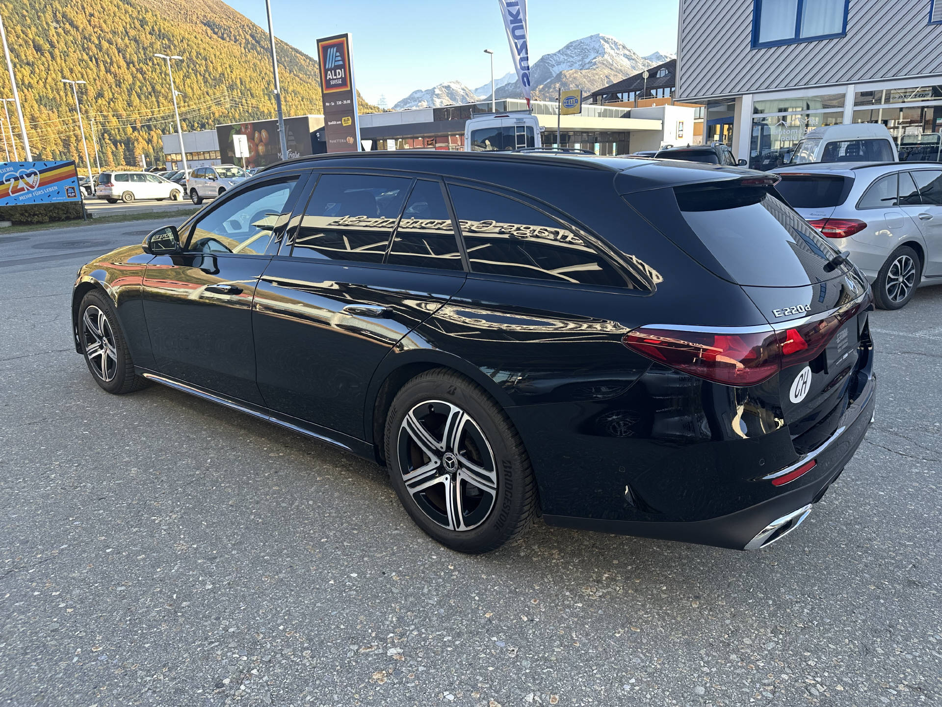 MERCEDES-BENZ E 220 d AMG Line 4matic Kombi - 7