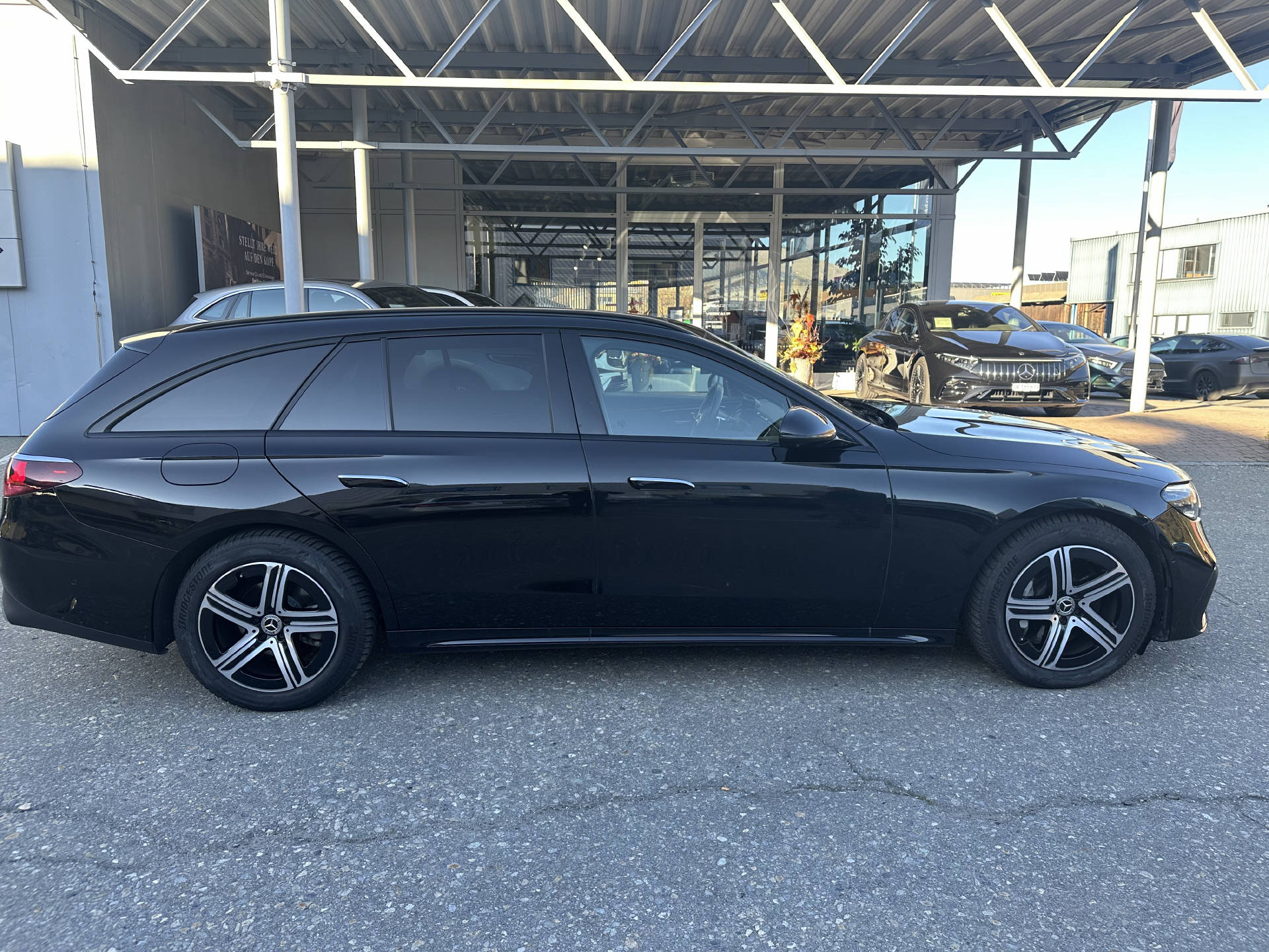 MERCEDES-BENZ E 220 d AMG Line 4matic Kombi - 2