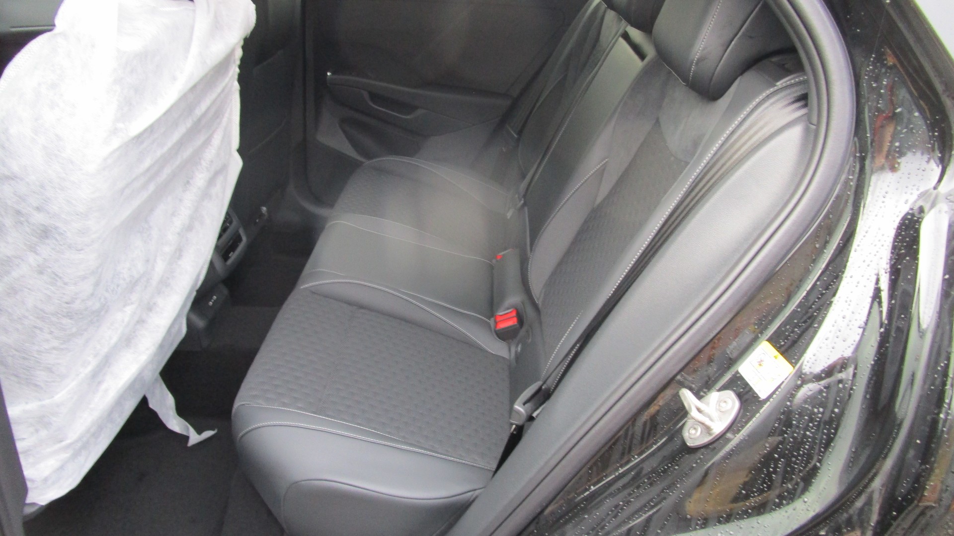 VW T-Roc 1.5 eTSI mHEV R-Line DSG - 11