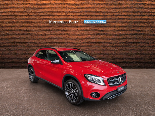 MERCEDES-BENZ GLA 200 Night Star - 2