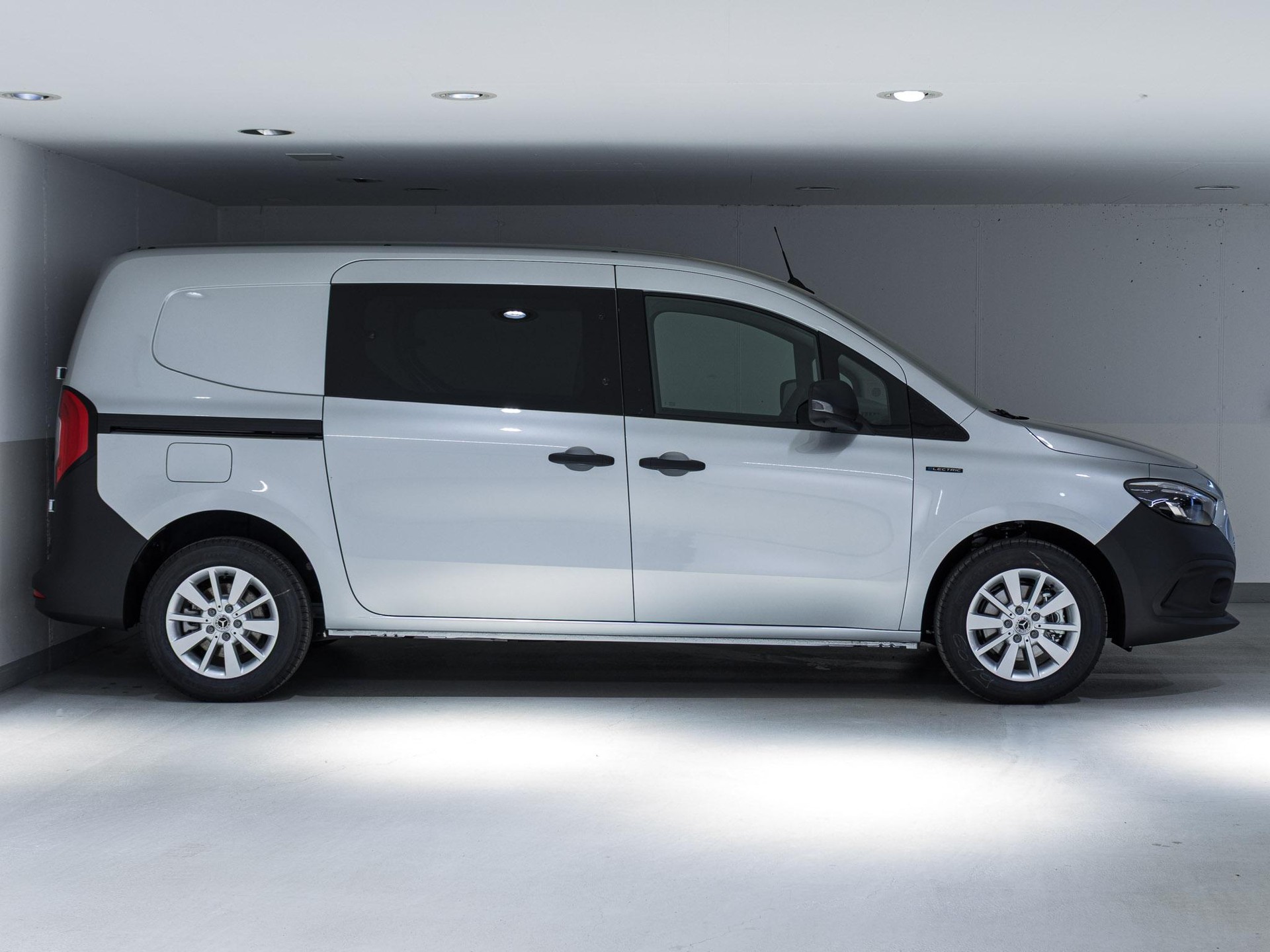 MERCEDES-BENZ eCitan Kasten BASE Lang - 2