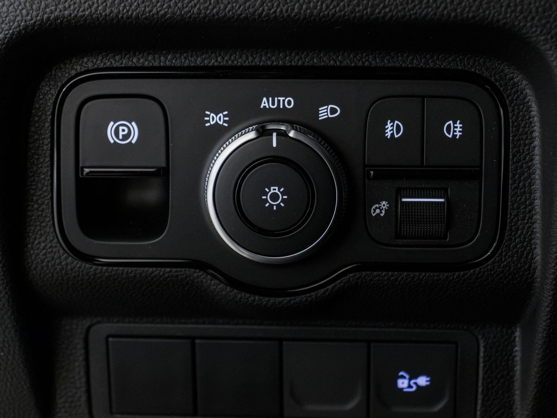 MERCEDES-BENZ eCitan Kasten BASE Lang - 11