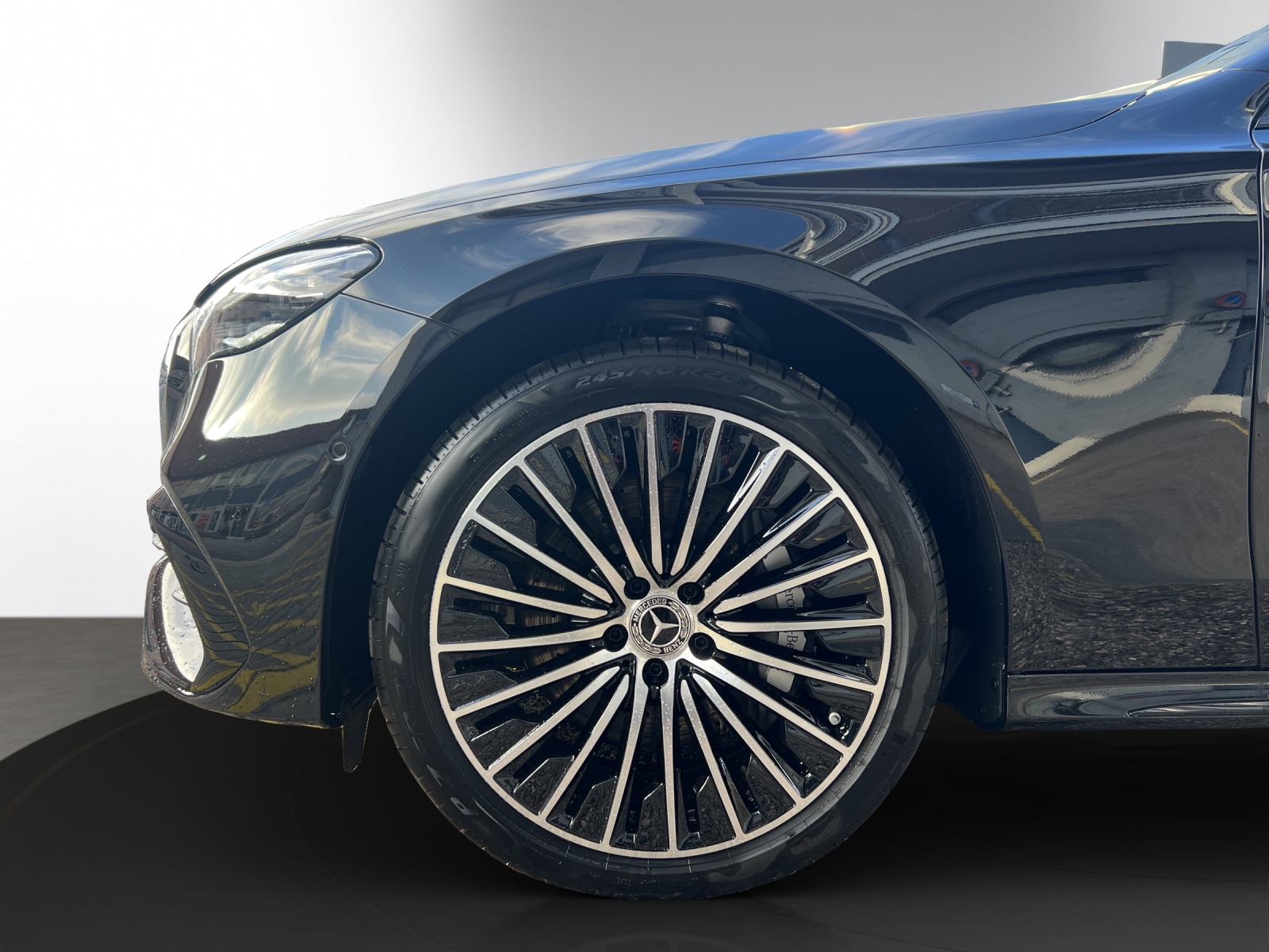 MERCEDES-BENZ E 220 d T 4Matic 9G-Tronic - 7