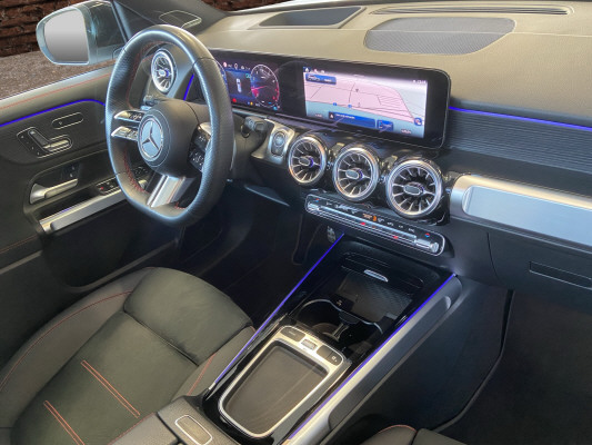 MERCEDES-BENZ GLB 250 4Matic 8G-Tronic - 15
