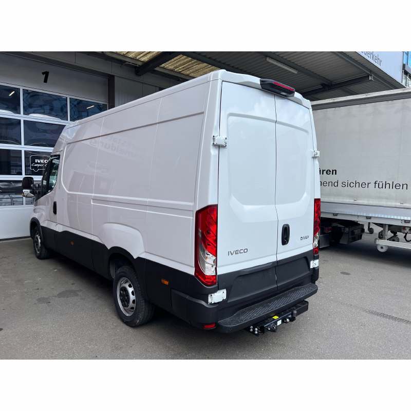 IVECO Daily 35S18HA8V Kaw.3520L H2. 3.0 HPI 180 - 4